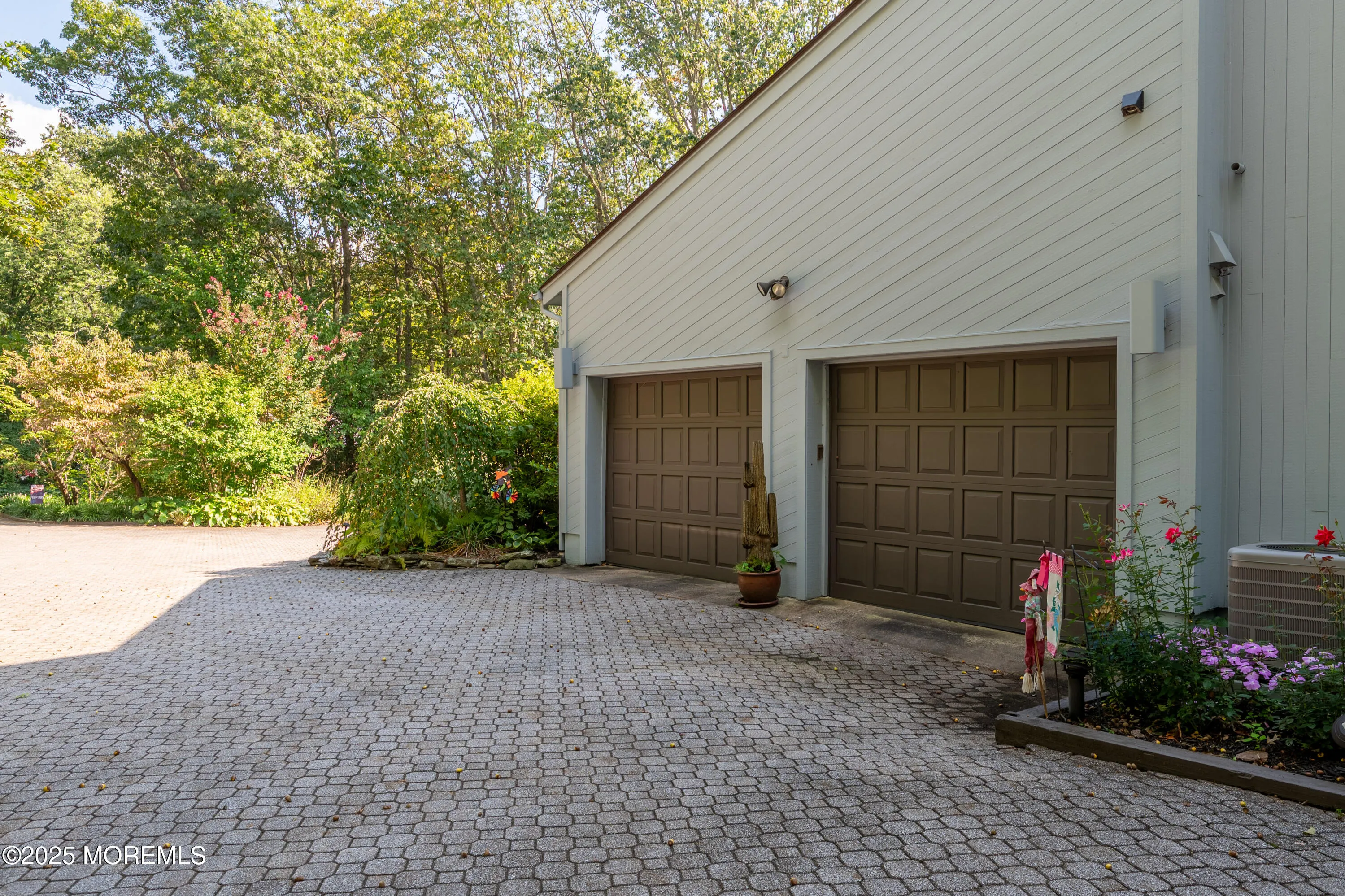 Allenwood, New Jersey 08720, United States, 3 Bedrooms Bedrooms, ,4 BathroomsBathrooms,Residential,Active,214596