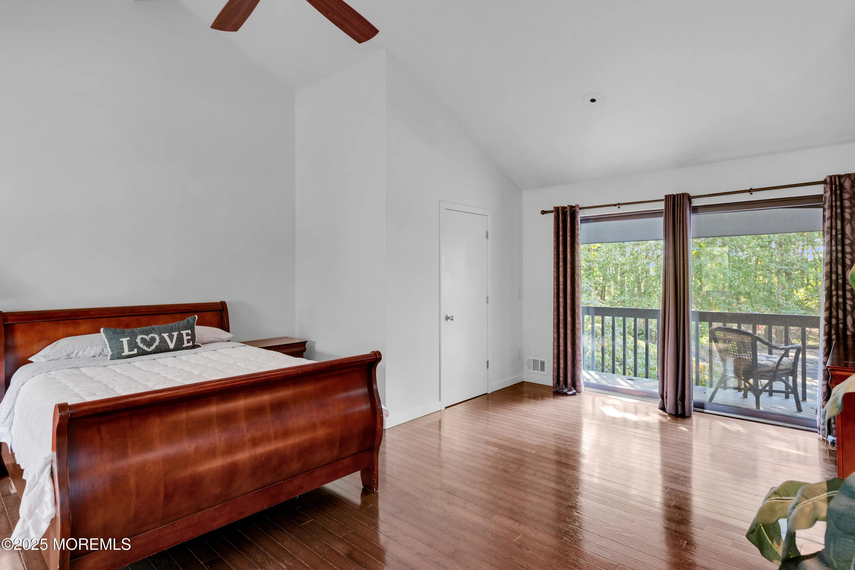 Allenwood, New Jersey 08720, United States, 3 Bedrooms Bedrooms, ,4 BathroomsBathrooms,Residential,Active,214596