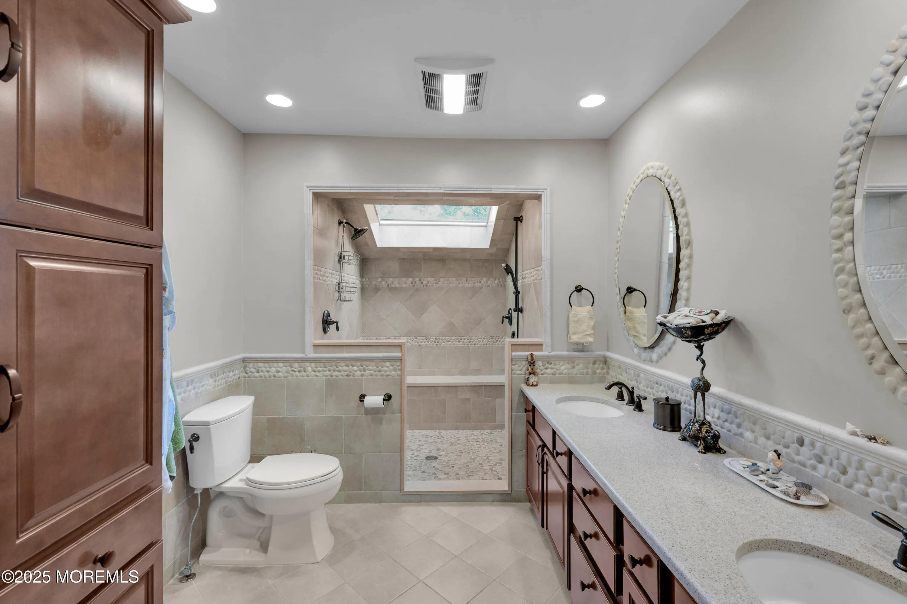 Allenwood, New Jersey 08720, United States, 3 Bedrooms Bedrooms, ,4 BathroomsBathrooms,Residential,Active,214596