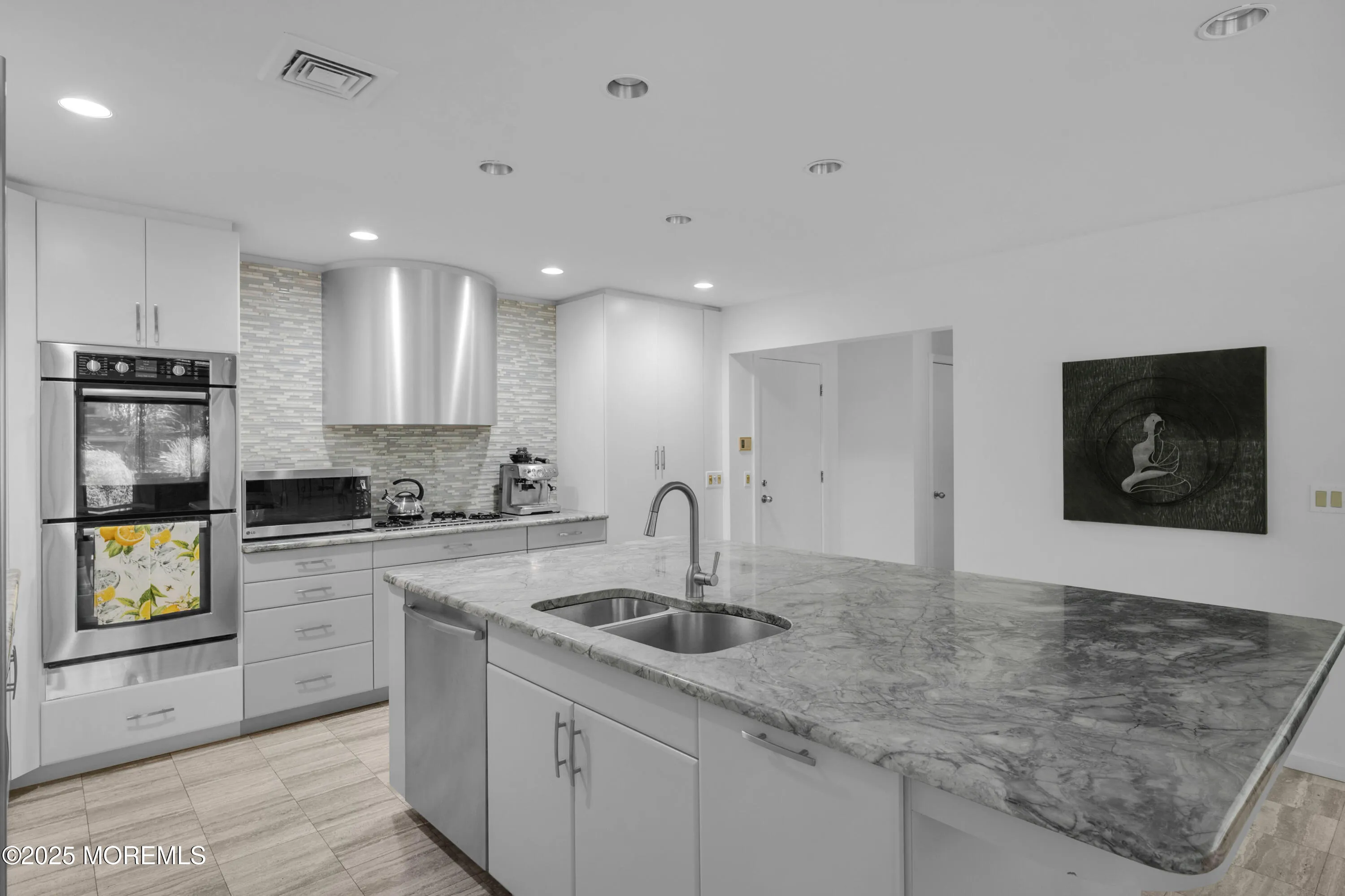 Allenwood, New Jersey 08720, United States, 3 Bedrooms Bedrooms, ,4 BathroomsBathrooms,Residential,Active,214596