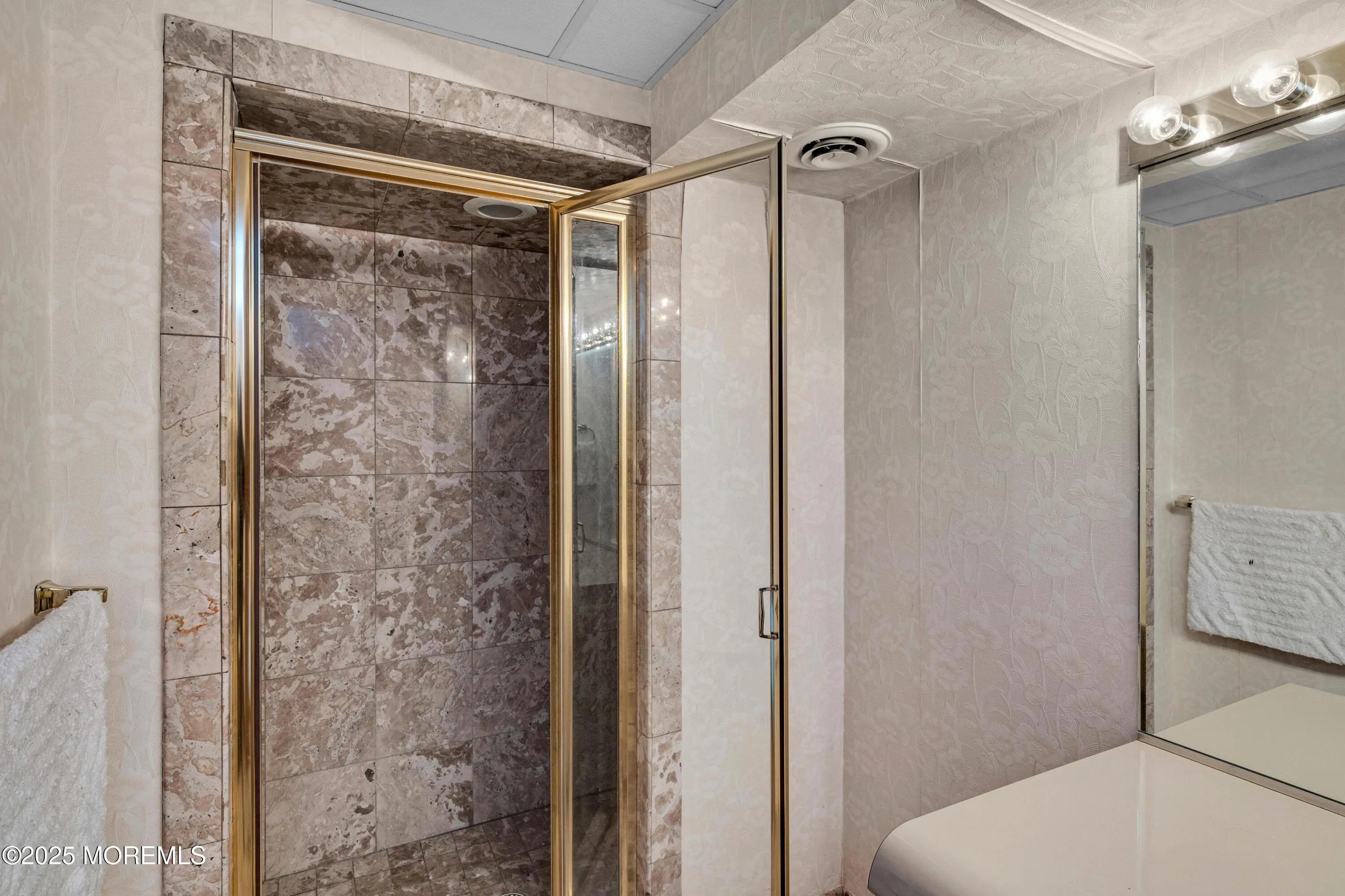 Allenwood, New Jersey 08720, United States, 3 Bedrooms Bedrooms, ,4 BathroomsBathrooms,Residential,Active,214596