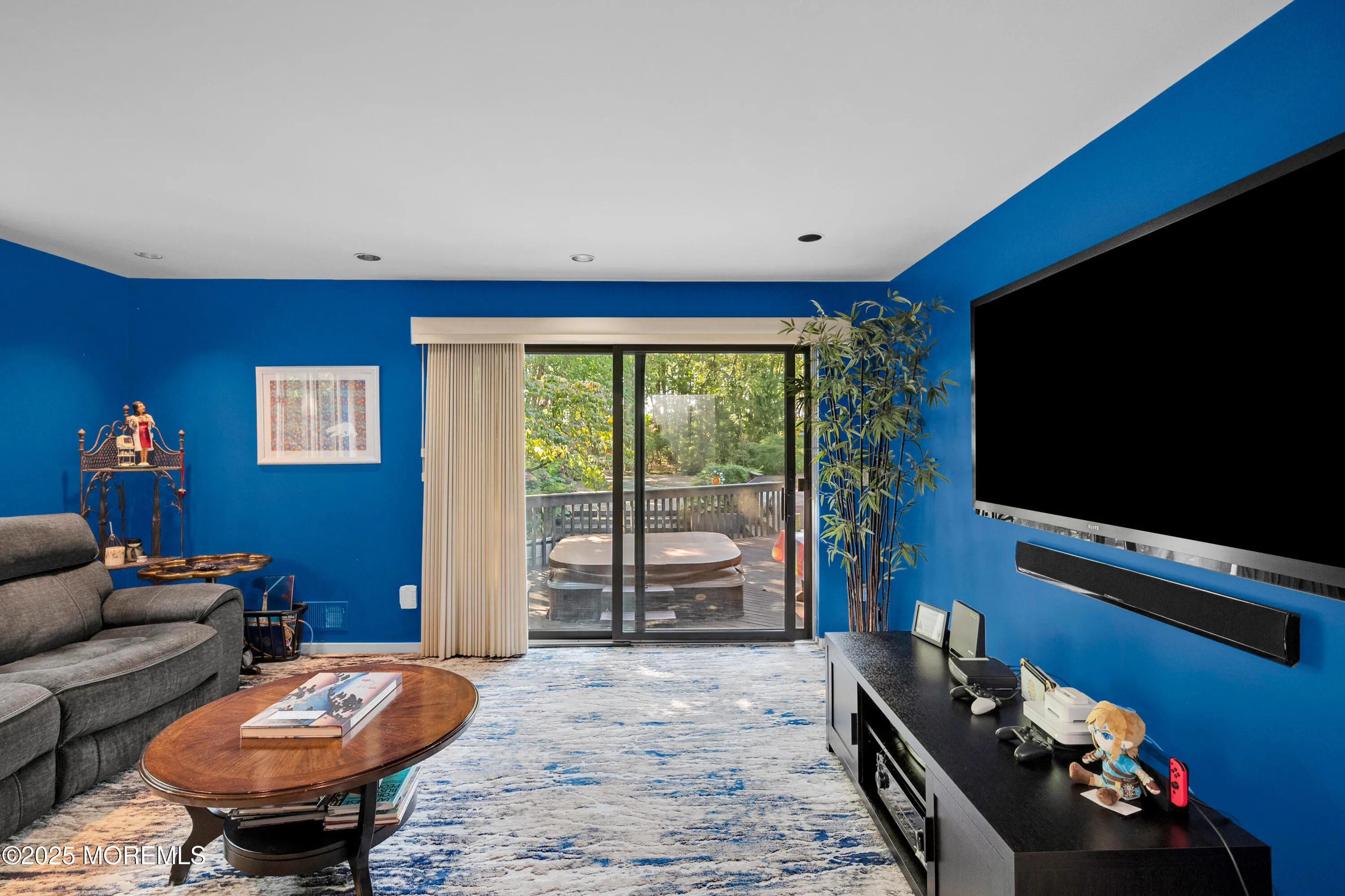 Allenwood, New Jersey 08720, United States, 3 Bedrooms Bedrooms, ,4 BathroomsBathrooms,Residential,Active,214596