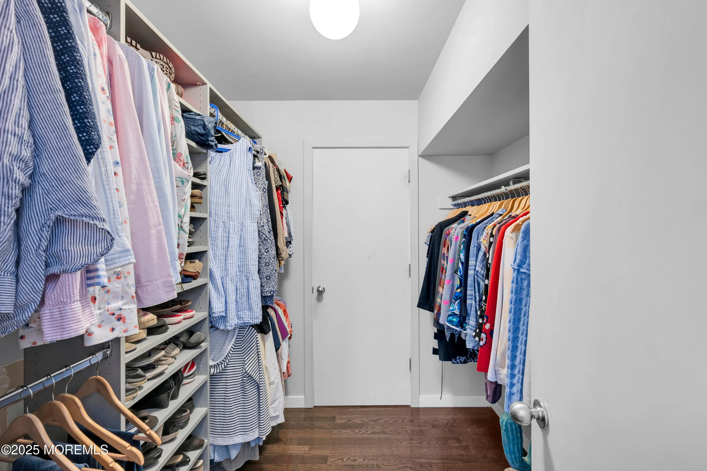 Allenwood, New Jersey 08720, United States, 3 Bedrooms Bedrooms, ,4 BathroomsBathrooms,Residential,Active,214596