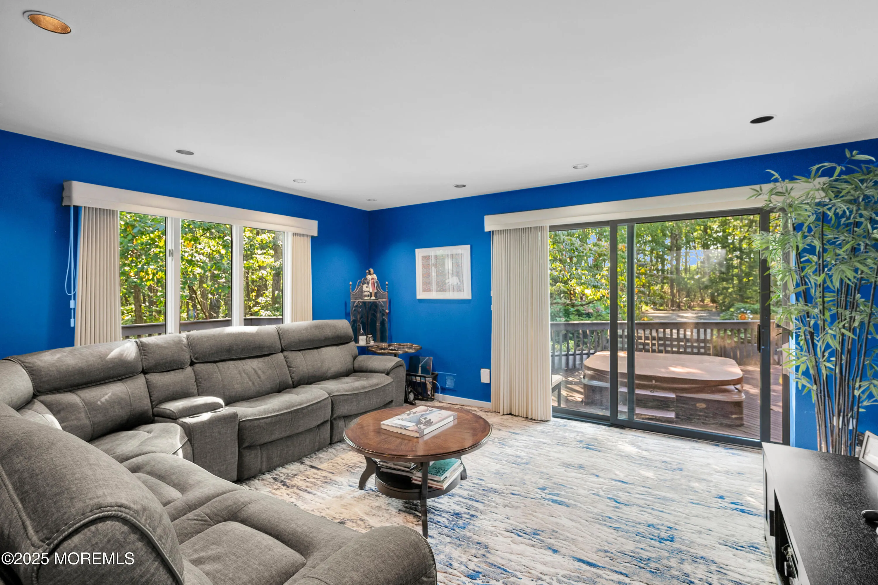 Allenwood, New Jersey 08720, United States, 3 Bedrooms Bedrooms, ,4 BathroomsBathrooms,Residential,Active,214596