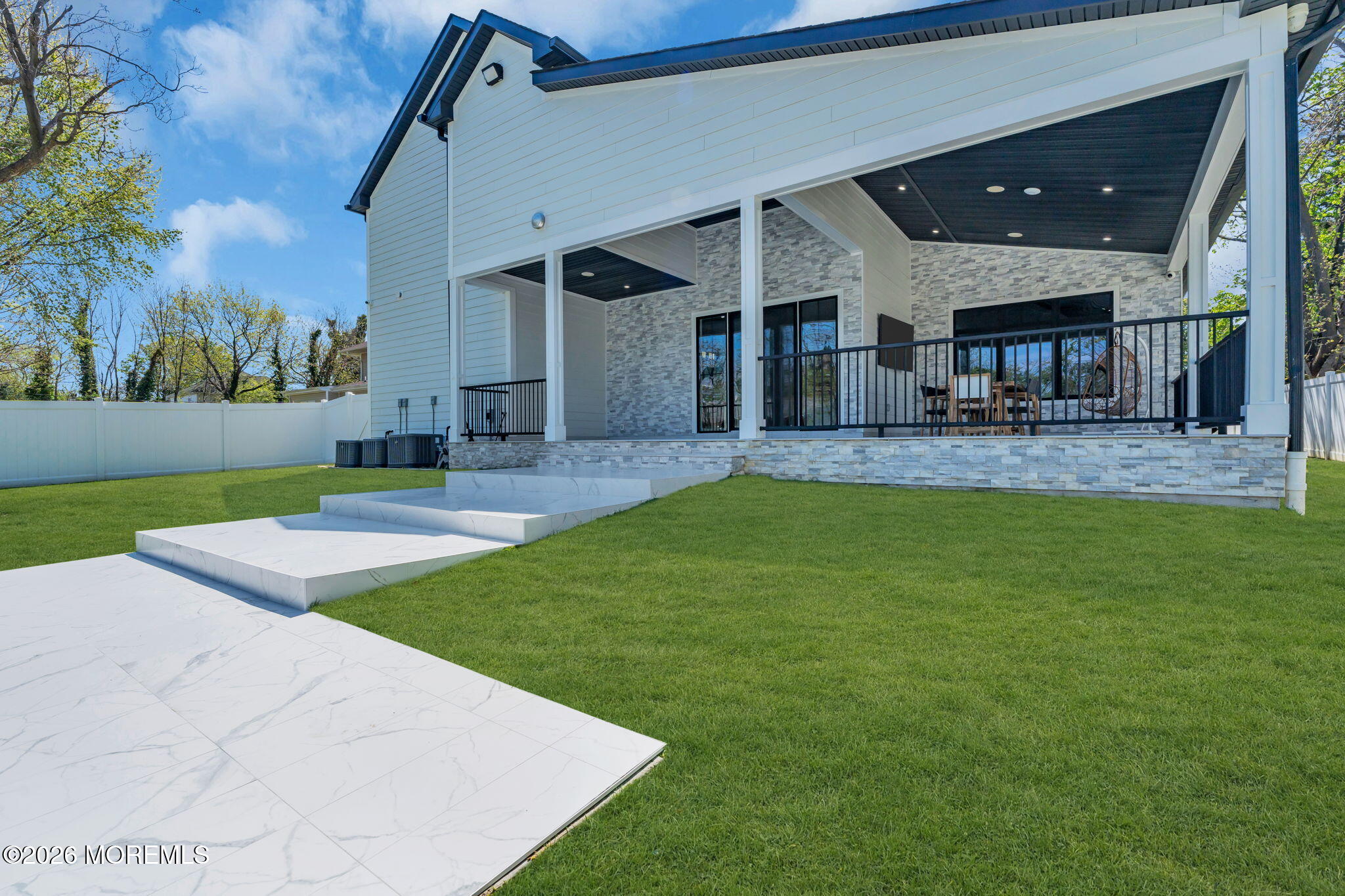 Long Branch, New Jersey, 07740, United States, 7 Bedrooms Bedrooms, ,5 BathroomsBathrooms,Residential,Active,2041394