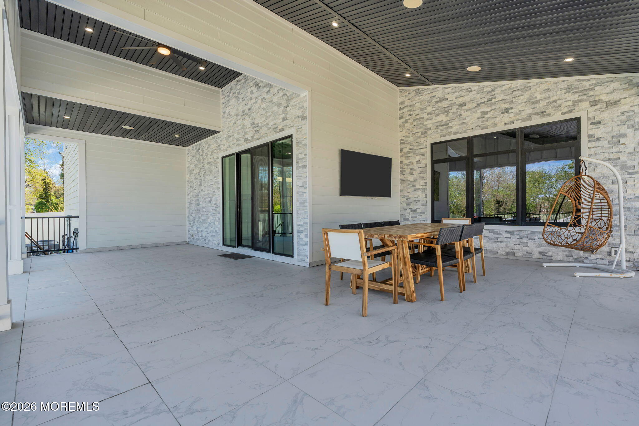 Long Branch, New Jersey, 07740, United States, 7 Bedrooms Bedrooms, ,5 BathroomsBathrooms,Residential,Active,2041394