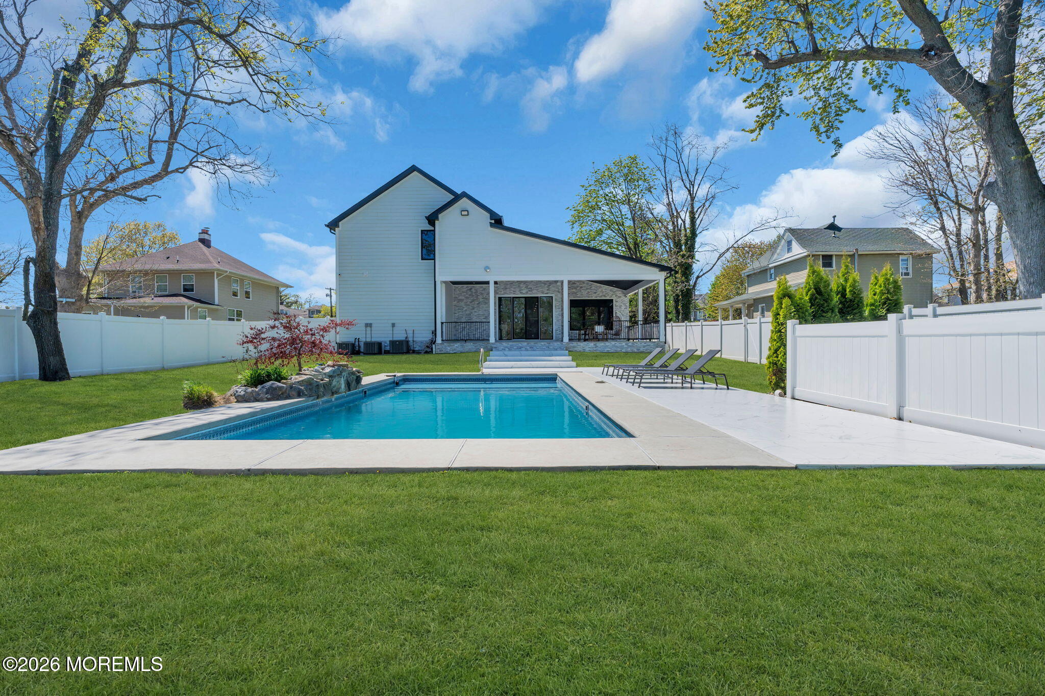 Long Branch, New Jersey, 07740, United States, 7 Bedrooms Bedrooms, ,5 BathroomsBathrooms,Residential,Active,2041394