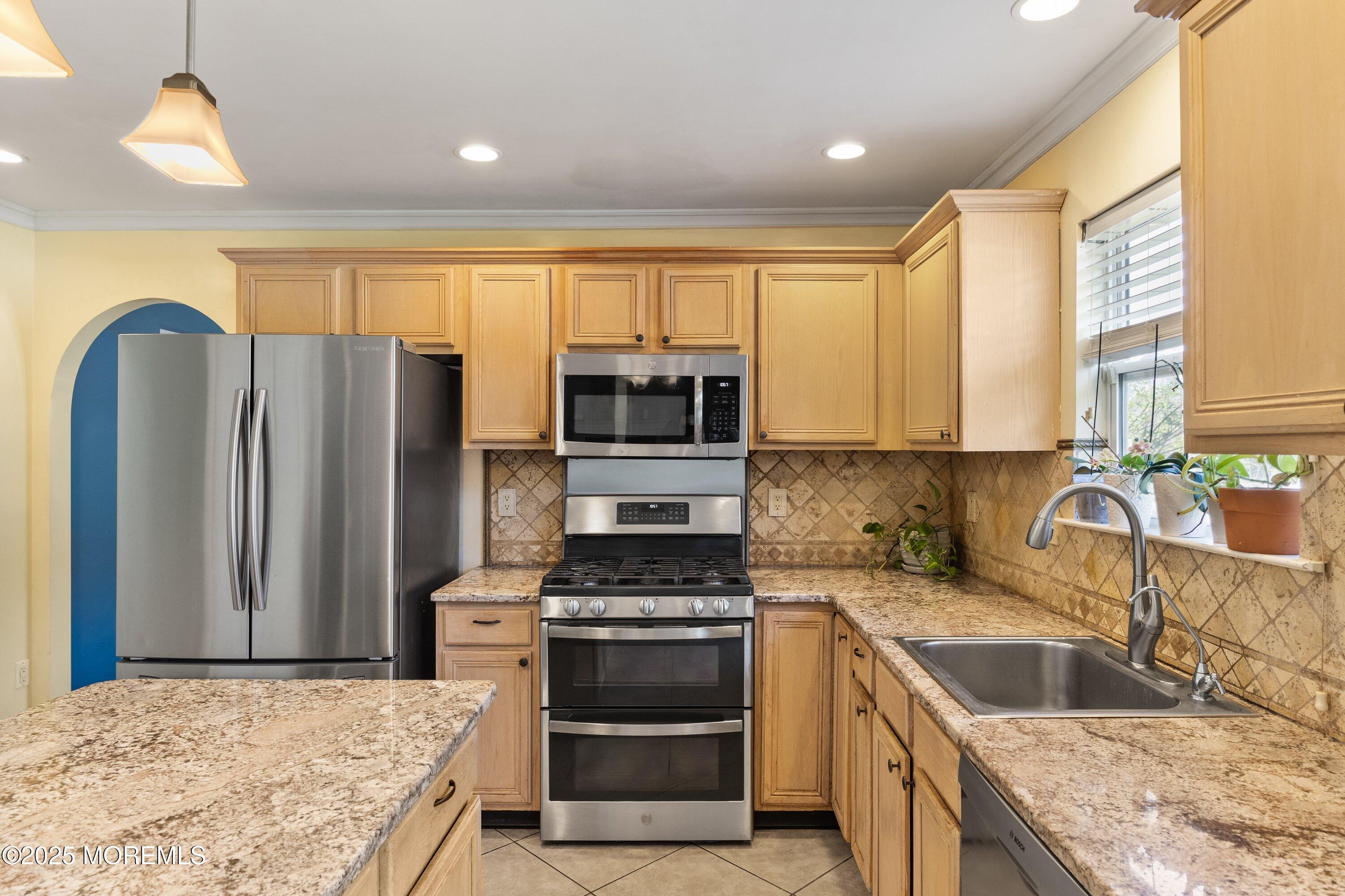 4 Alexander Drive, Allentown, New Jersey image 15