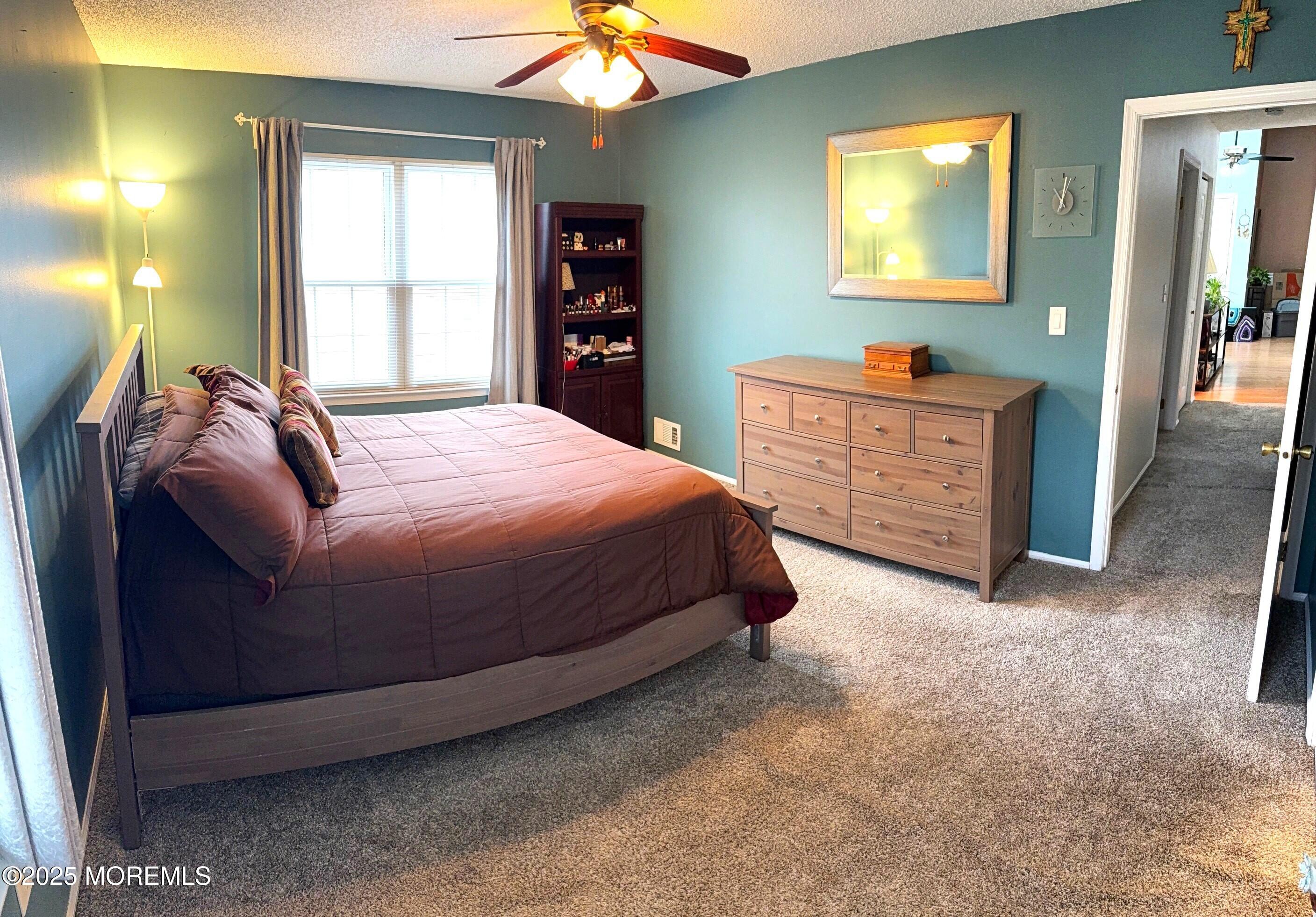 22 Crabapple Lane, Franklin Park, New Jersey image 14