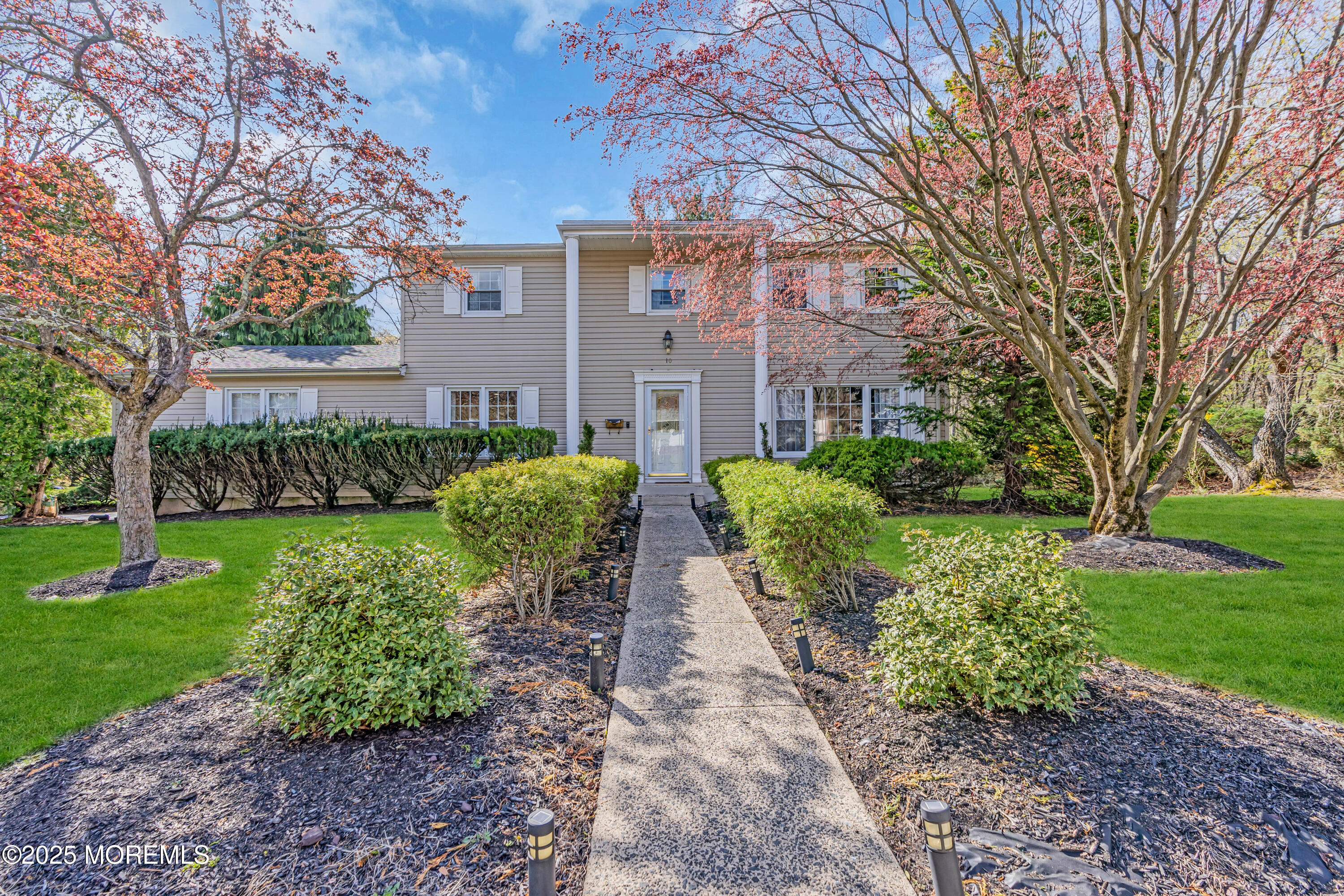 10 Kings Road, East Brunswick, New Jersey image 1