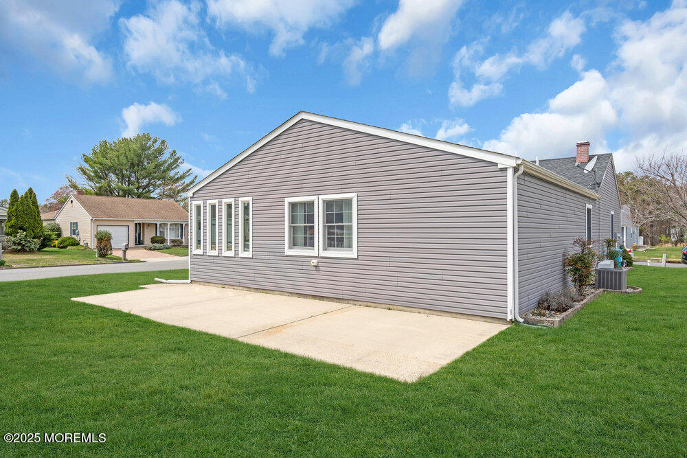 141 Paradise Boulevard, Toms River, New Jersey image 10