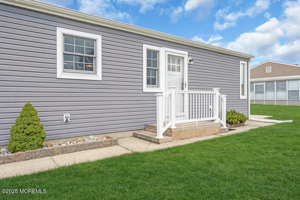 141 Paradise Boulevard, Toms River, New Jersey image 6