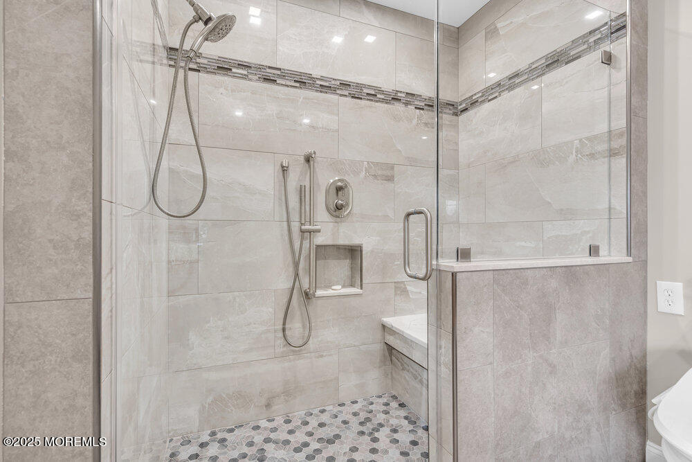141 Paradise Boulevard, Toms River, New Jersey image 42