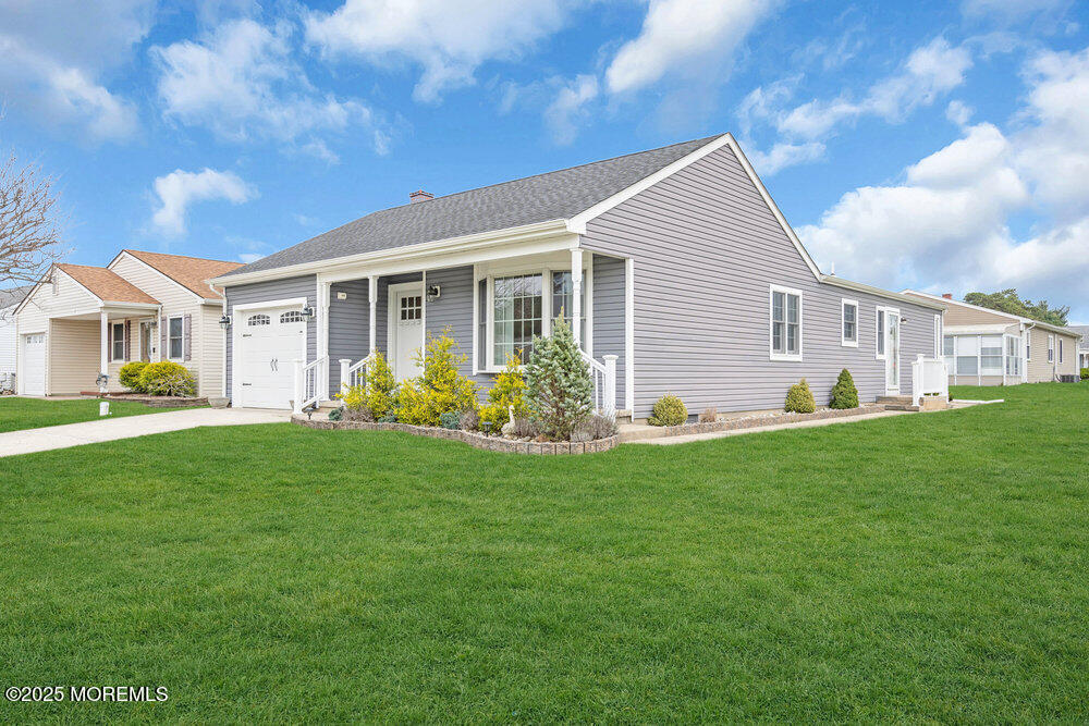 141 Paradise Boulevard, Toms River, New Jersey image 4