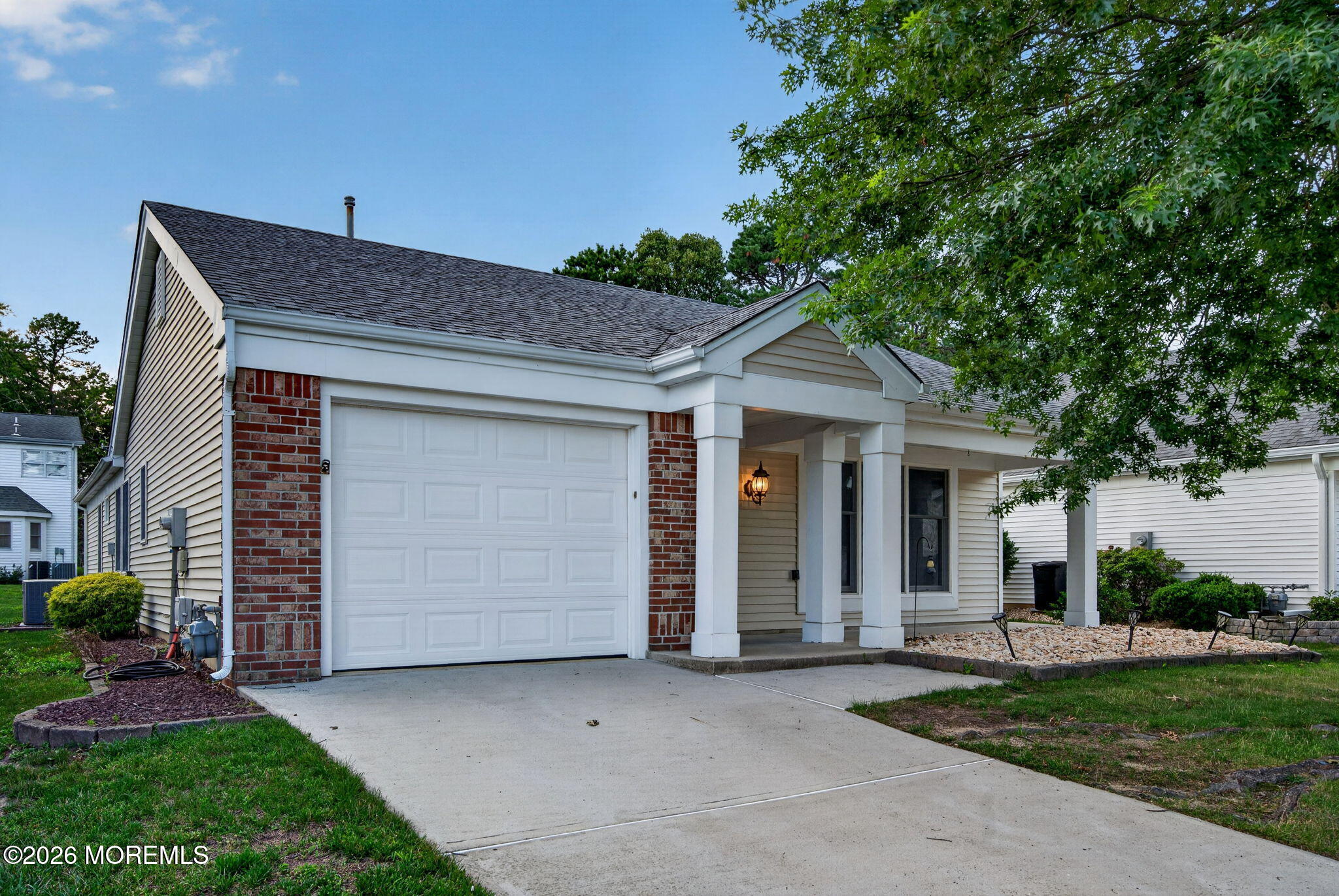 2381 Coral Leaf Road