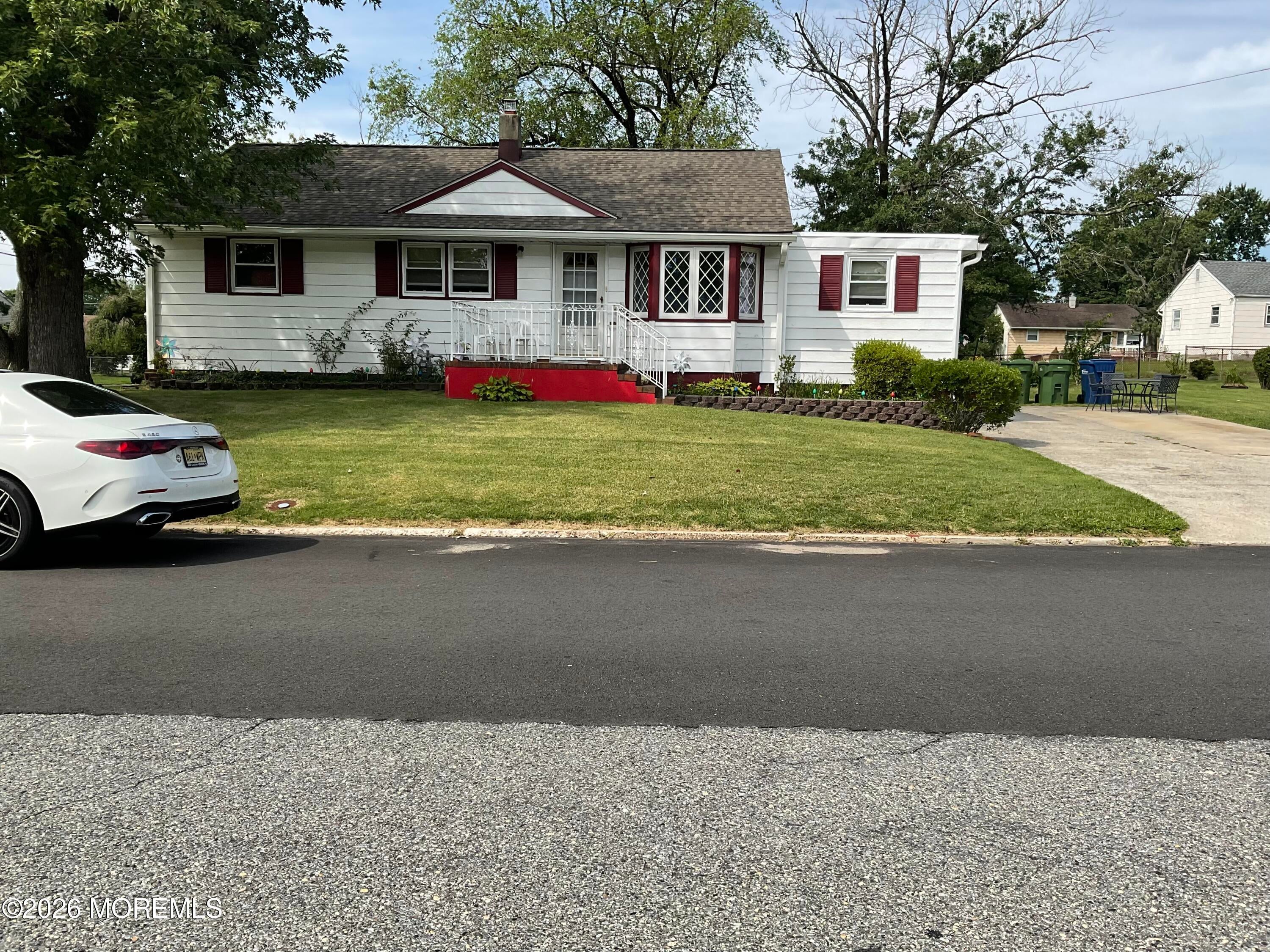 715 Marsha Drive - Photo 2