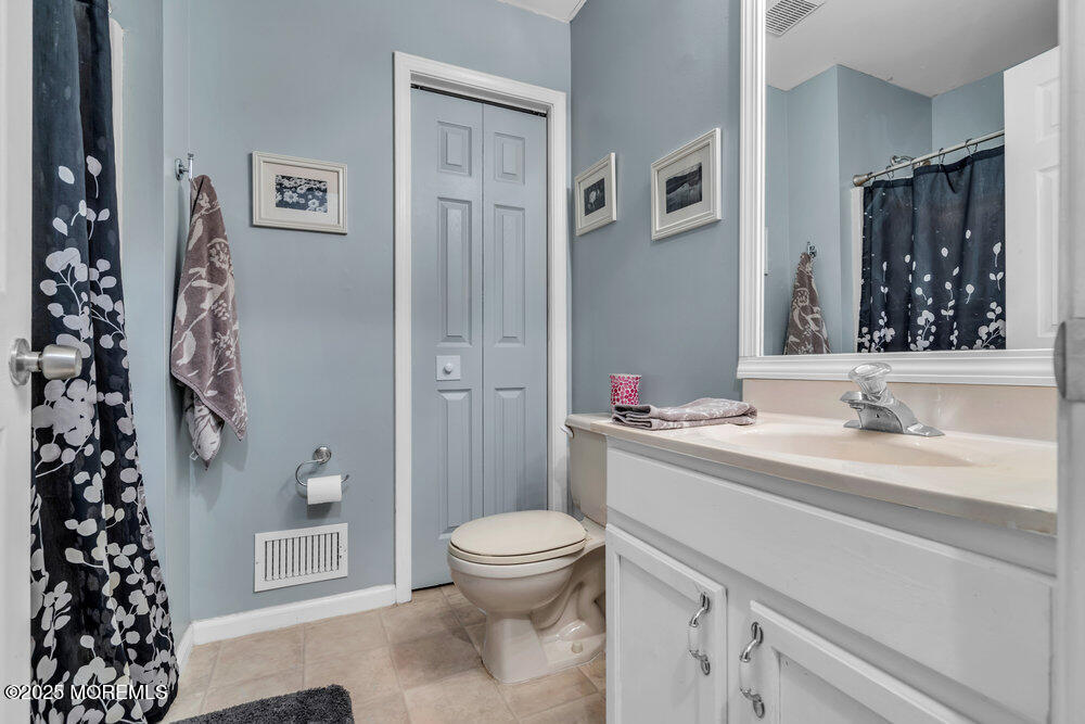 62 Walnut Street, Beachwood, New Jersey image 18
