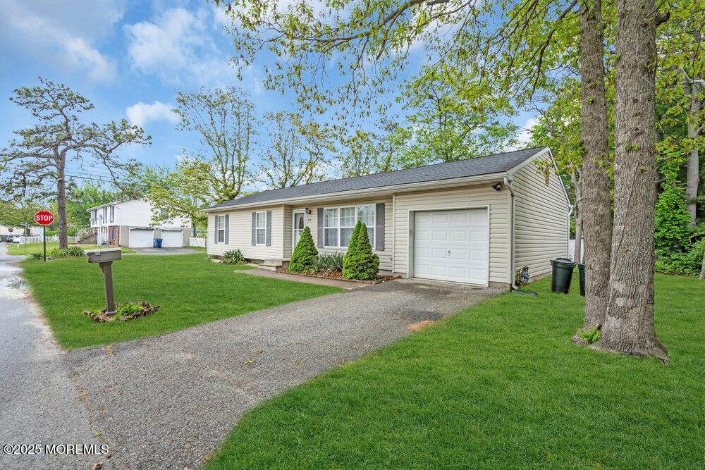 62 Walnut Street, Beachwood, New Jersey image 22