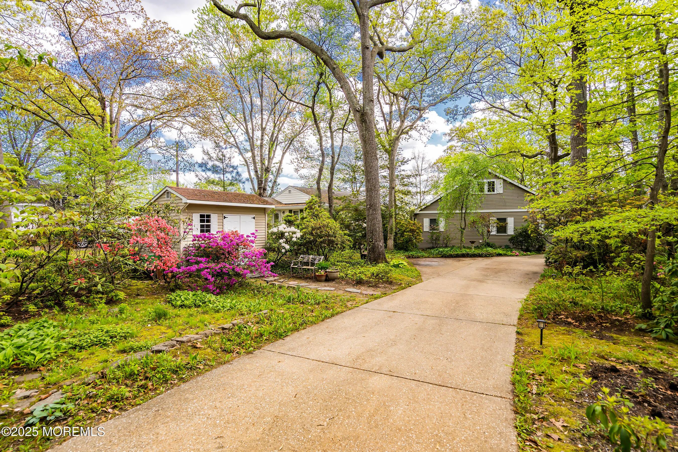 Neptune Township, New Jersey 07753, United States, 3 Bedrooms Bedrooms, ,3 BathroomsBathrooms,Residential,Active,141371