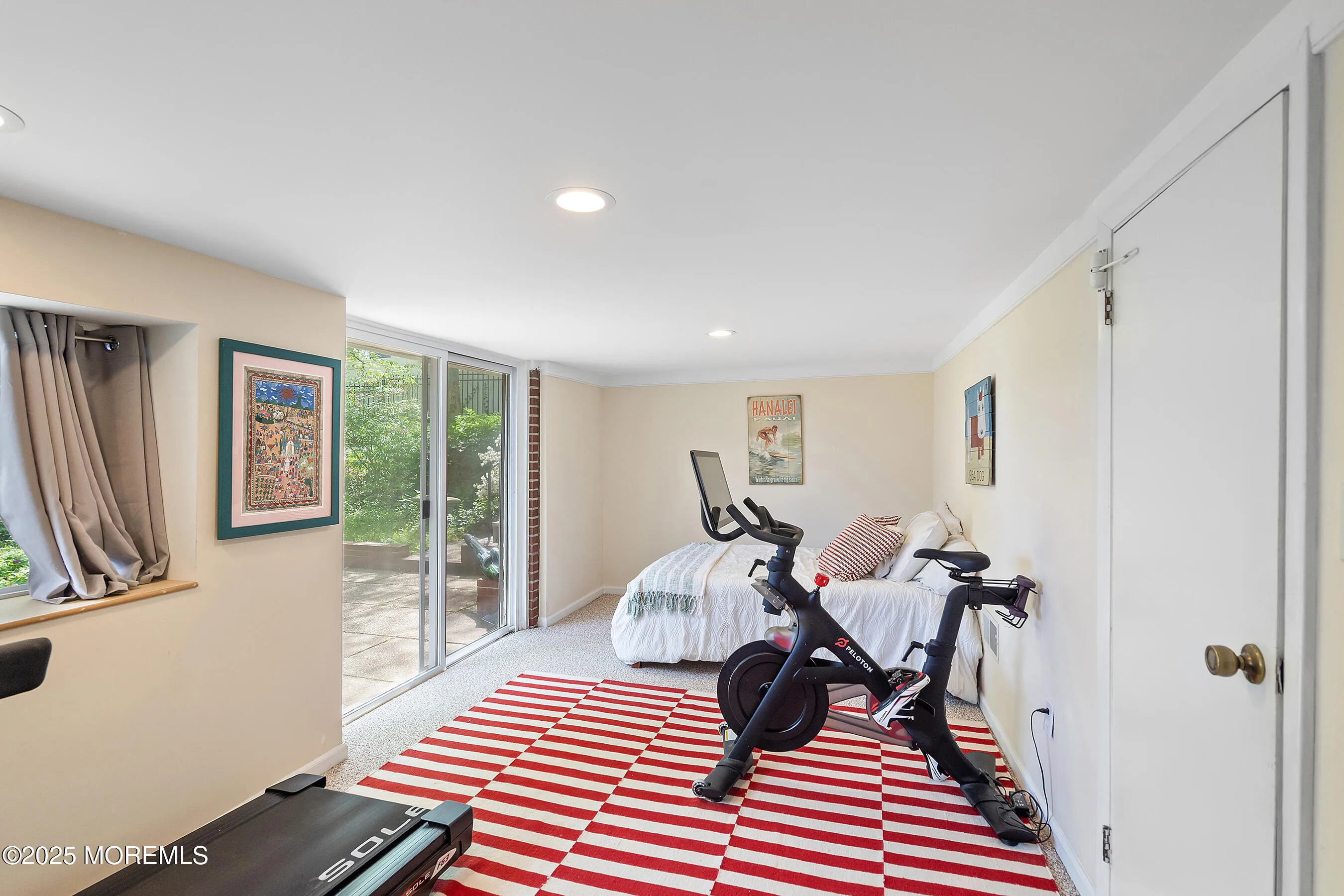 Neptune Township, New Jersey 07753, United States, 3 Bedrooms Bedrooms, ,3 BathroomsBathrooms,Residential,Active,141371