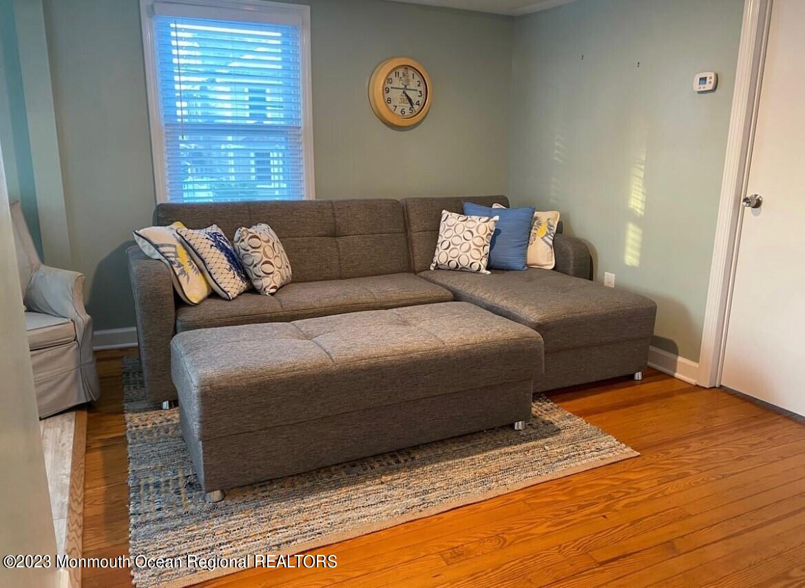 222 Norwood Lane
