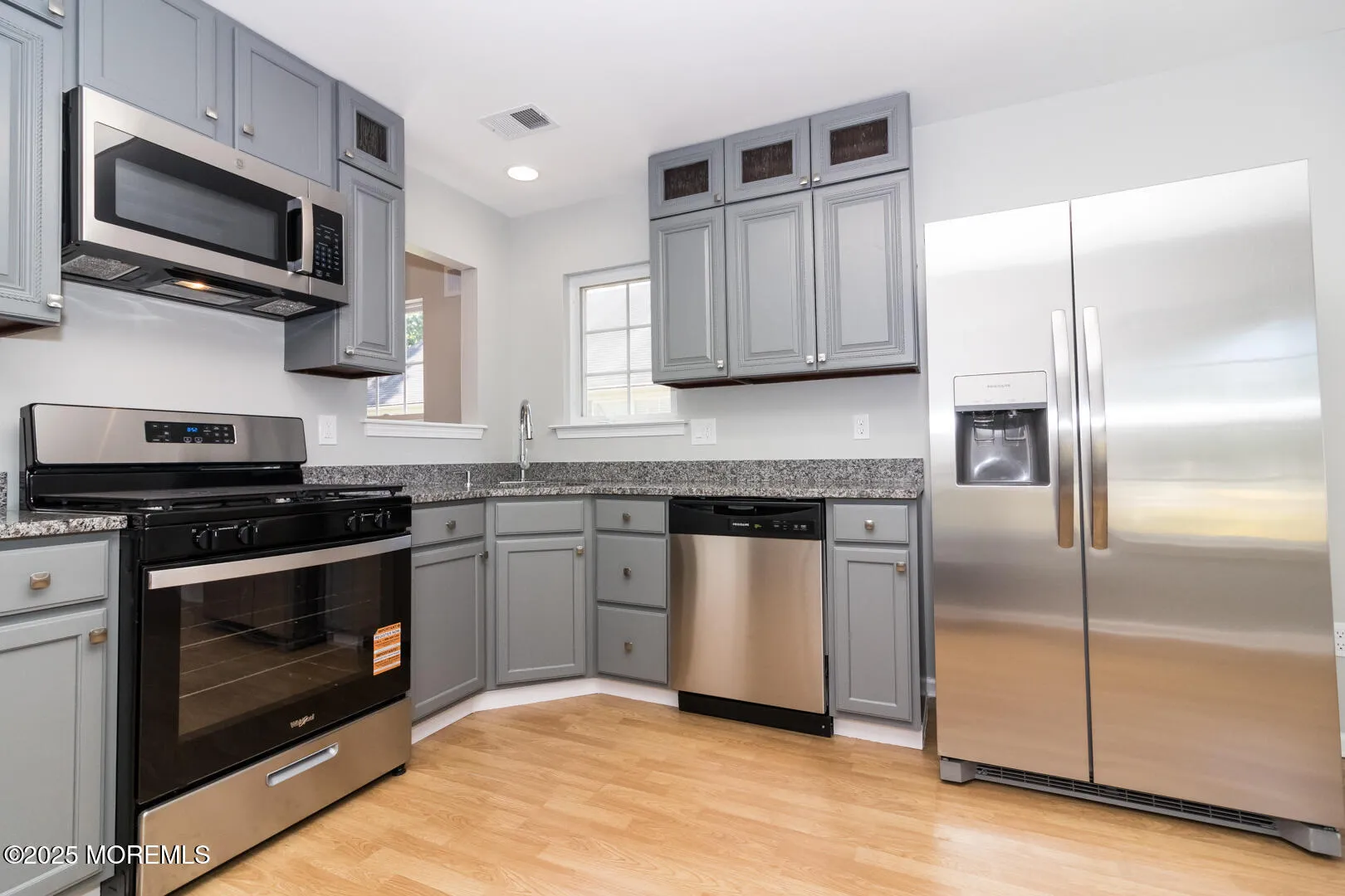 Lakewood, New Jersey 08701, United States, 2 Bedrooms Bedrooms, ,2 BathroomsBathrooms,Residential,Active,207172