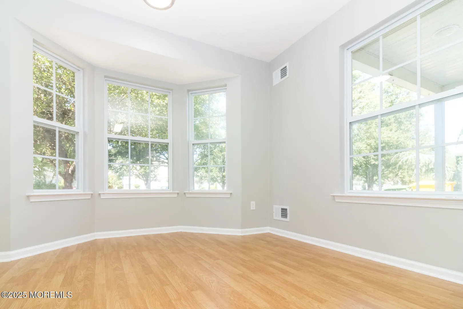 Lakewood, New Jersey 08701, United States, 2 Bedrooms Bedrooms, ,2 BathroomsBathrooms,Residential,Active,207172