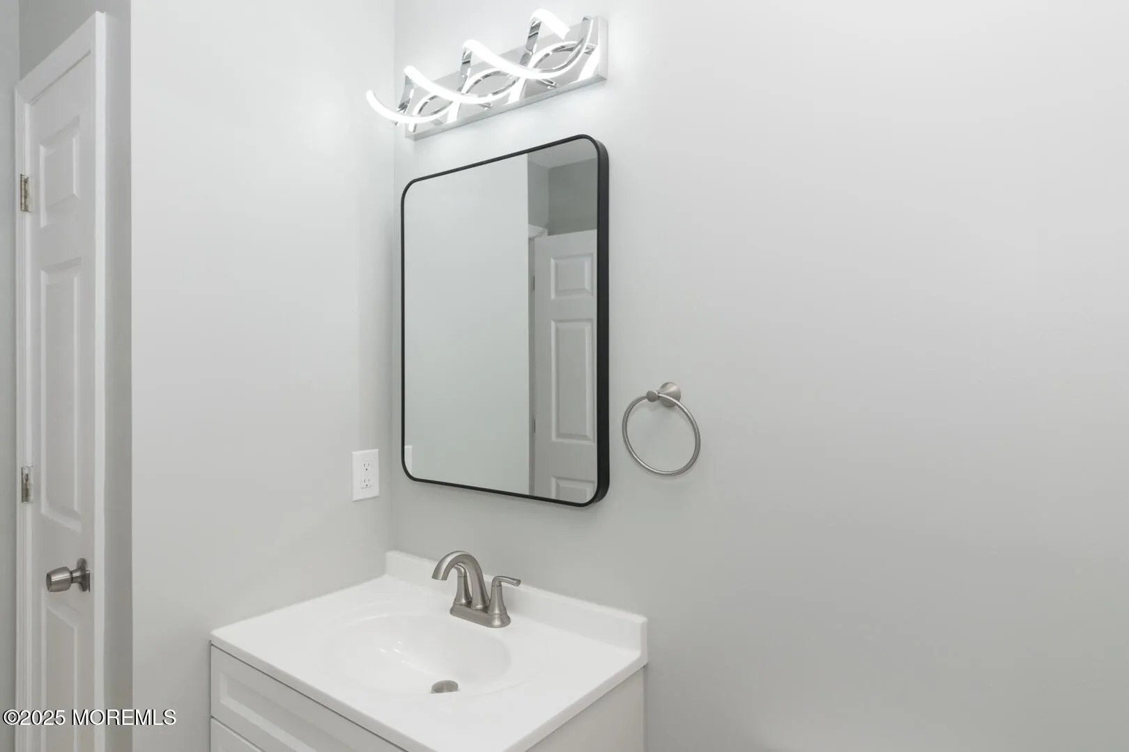 Lakewood, New Jersey 08701, United States, 2 Bedrooms Bedrooms, ,2 BathroomsBathrooms,Residential,Active,207172