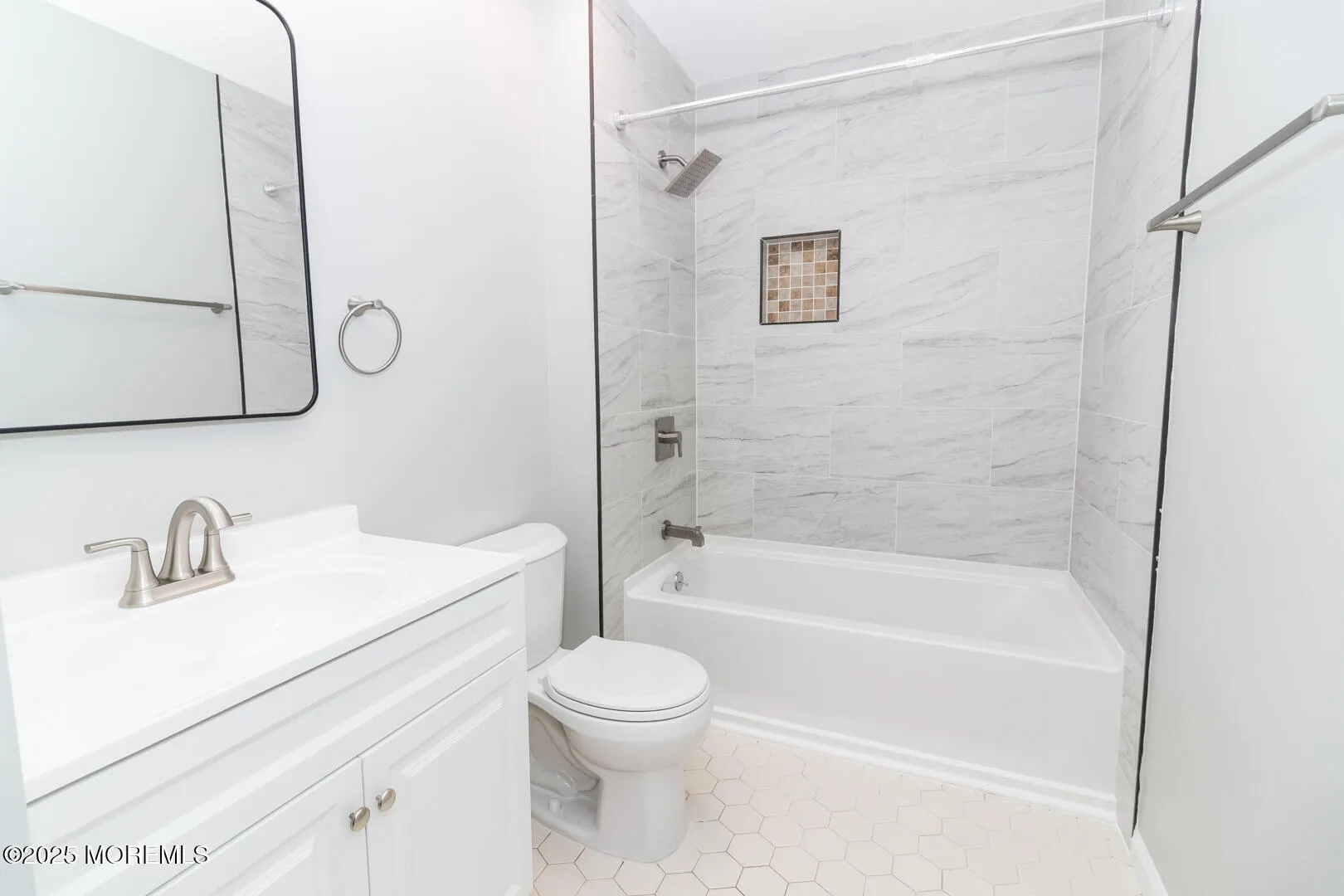 Lakewood, New Jersey 08701, United States, 2 Bedrooms Bedrooms, ,2 BathroomsBathrooms,Residential,Active,207172