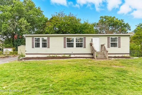 Photo of 208 Longboat Avenue, Beachwood, NJ 08722 (MLS # 22530984)