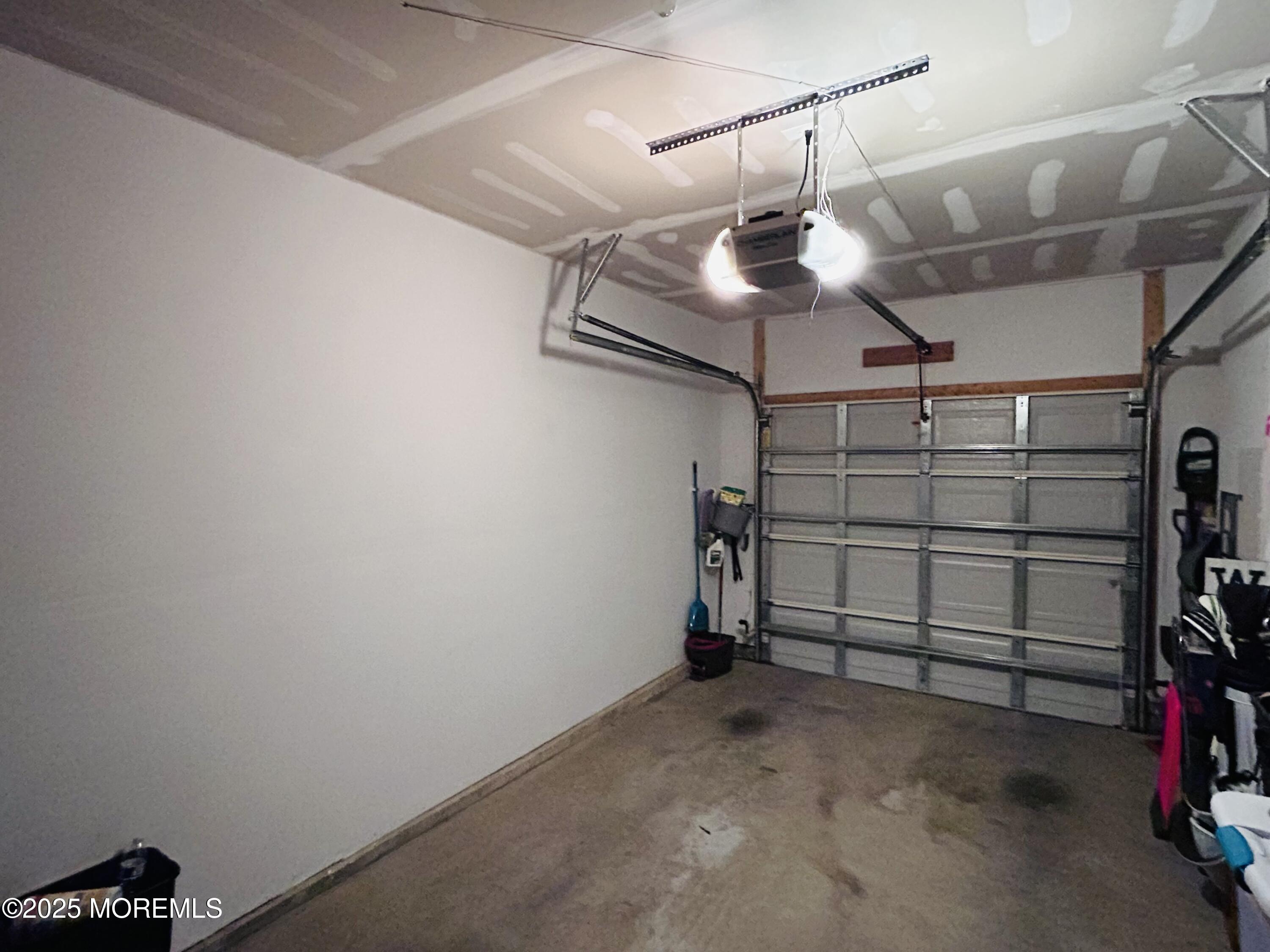 44 Jake Drive, Tinton Falls, New Jersey image 22