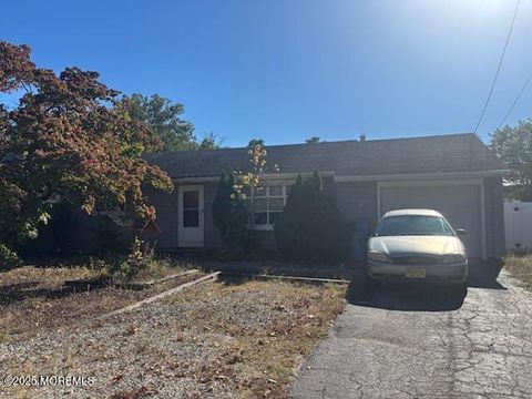 Photo of 718 Barnegat Boulevard, Beachwood, NJ 08722 (MLS # 22531022)