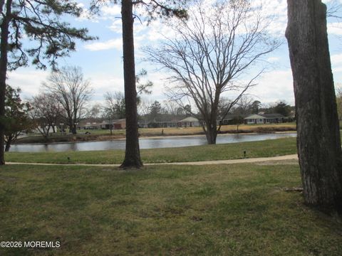 Condo For Sale - 396B Chesterfield Court #396B<br/> Ocean County, Lakewood, NJ 08701