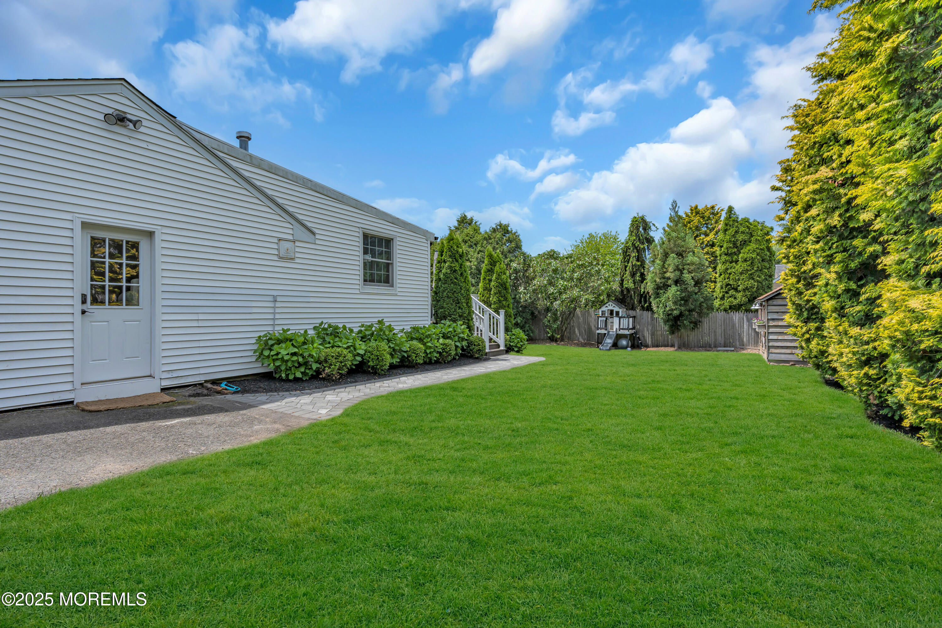154 10th Street, Belford, New Jersey image 38