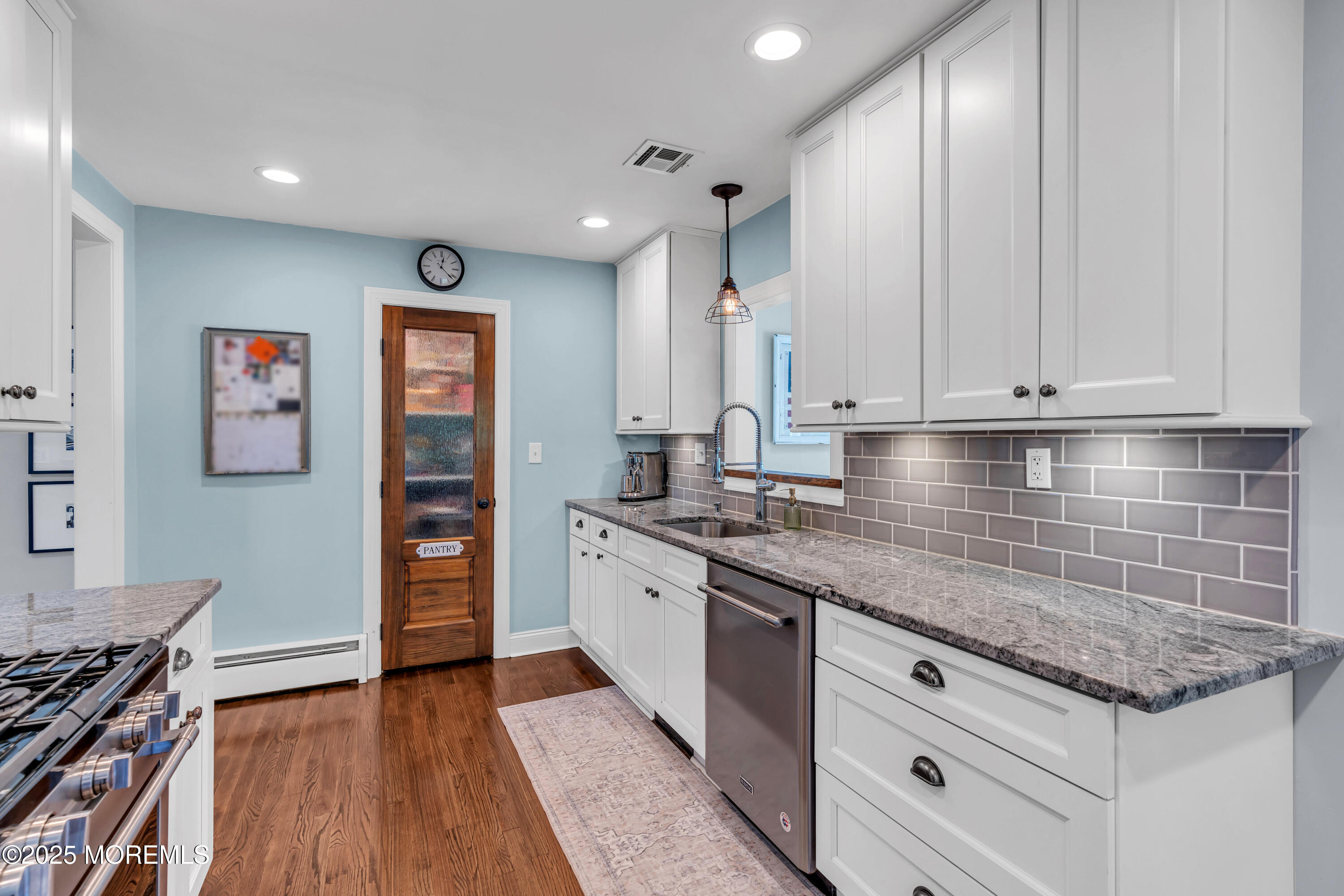 154 10th Street, Belford, New Jersey image 19