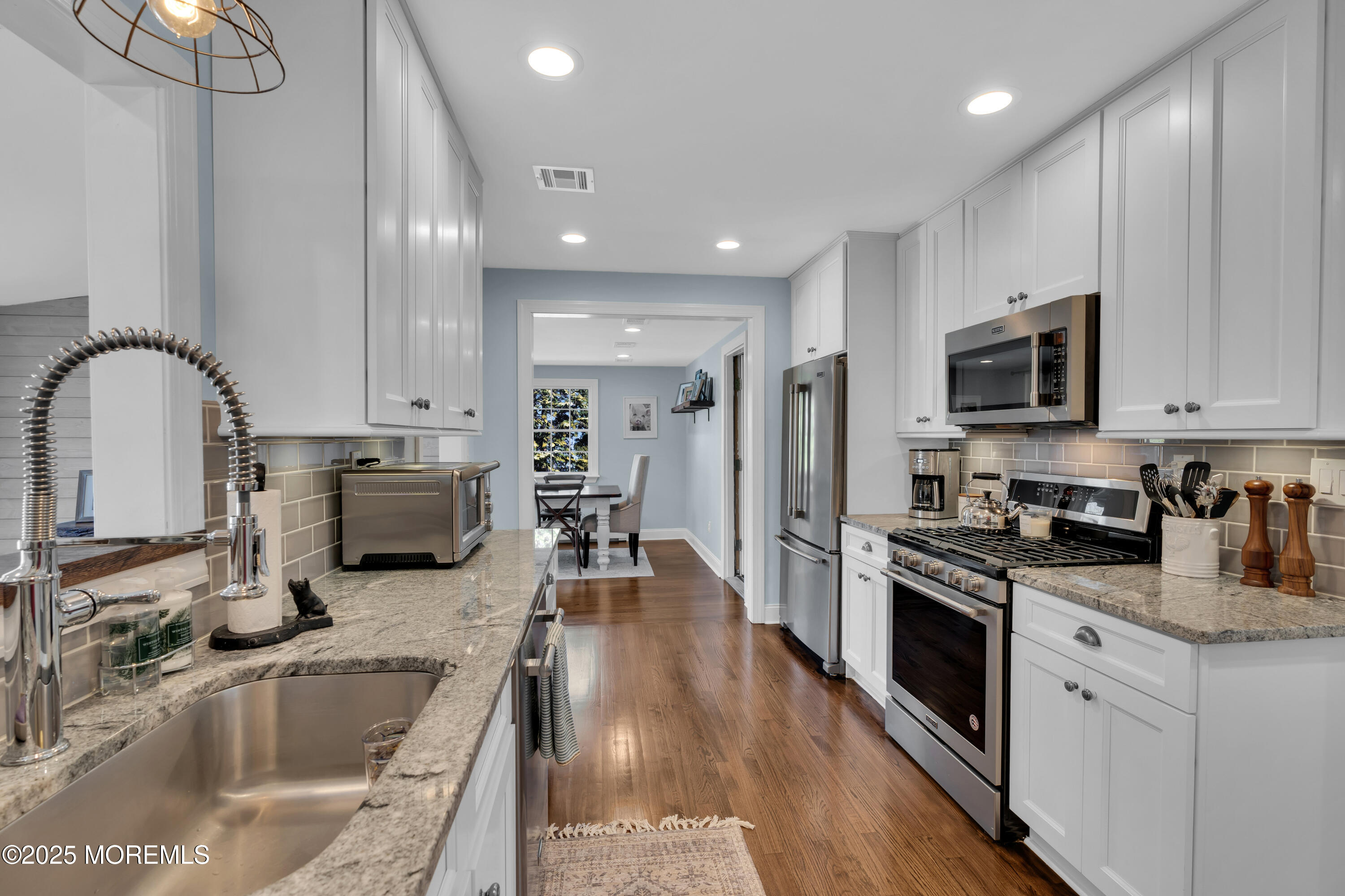 154 10th Street, Belford, New Jersey image 15