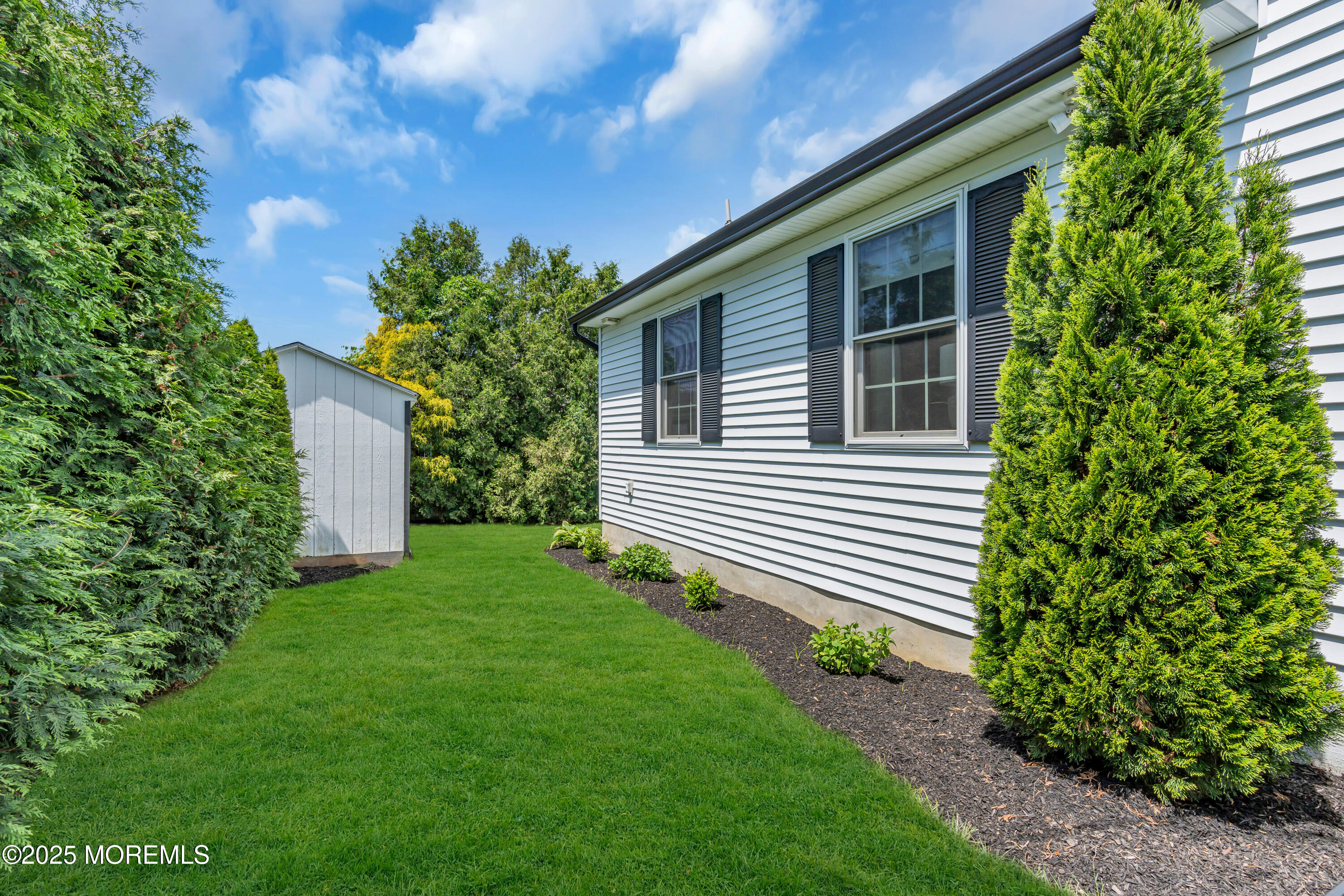 154 10th Street, Belford, New Jersey image 42