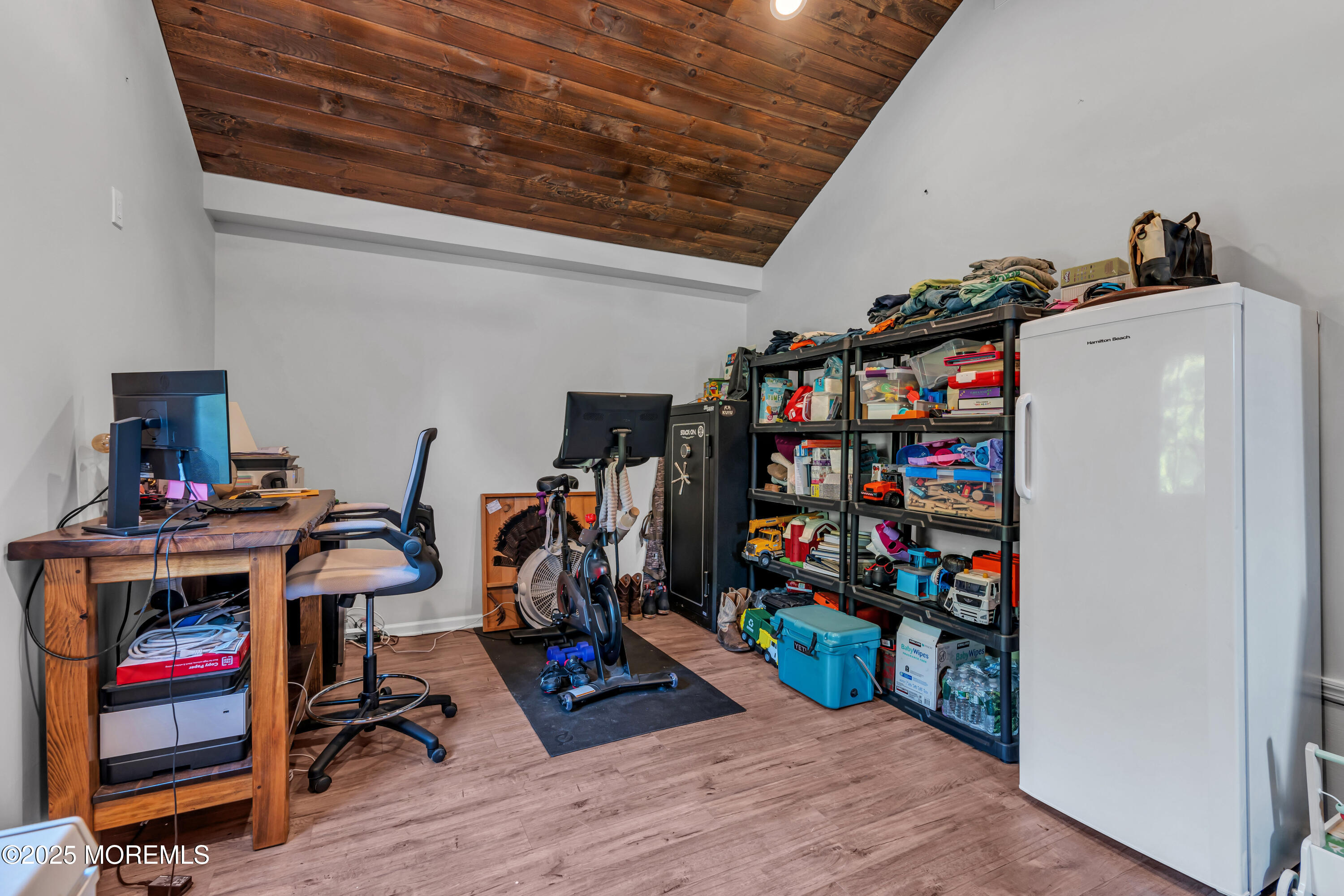 154 10th Street, Belford, New Jersey image 36