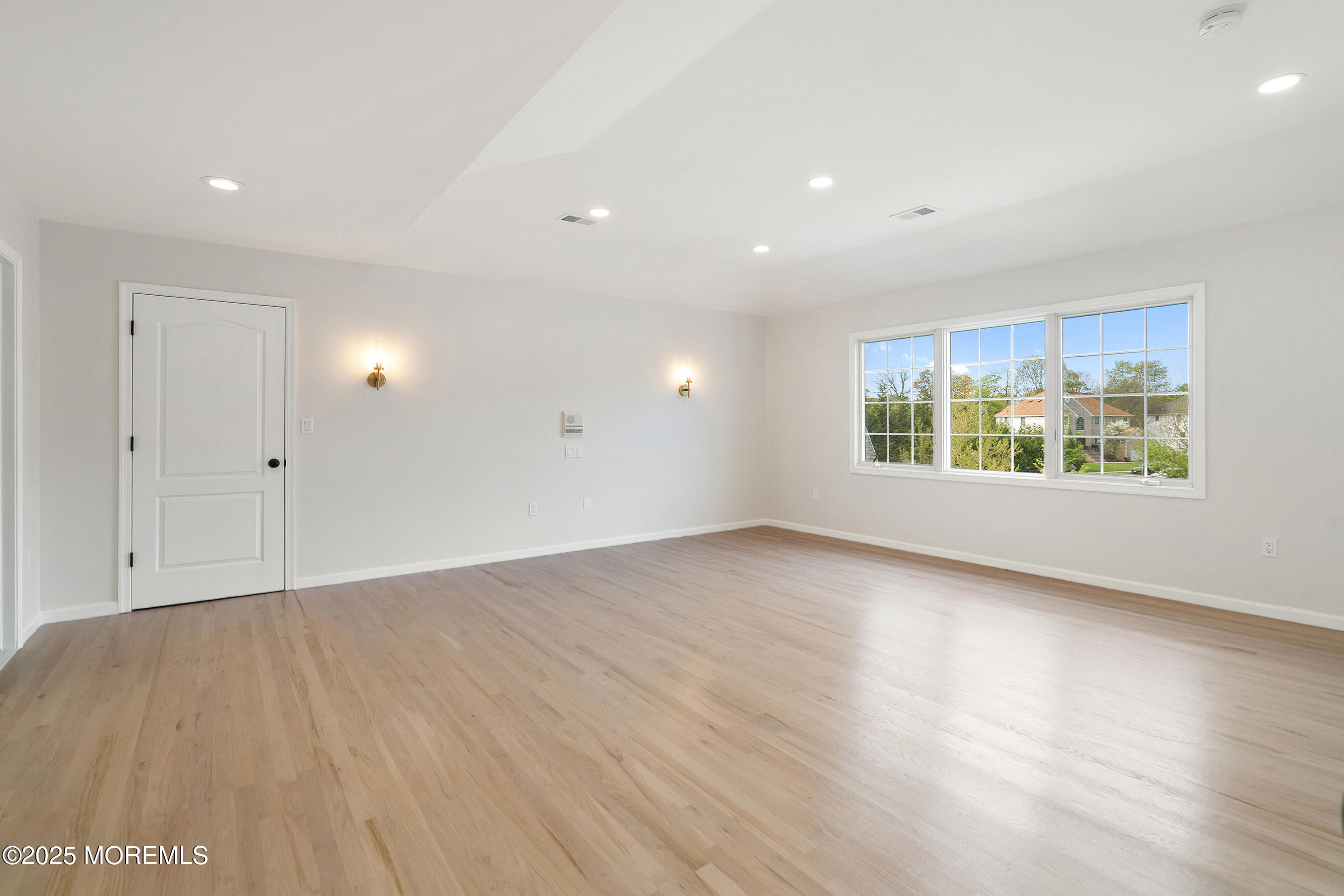 25 Tuscany Terr Ter, Lakewood, New Jersey image 39