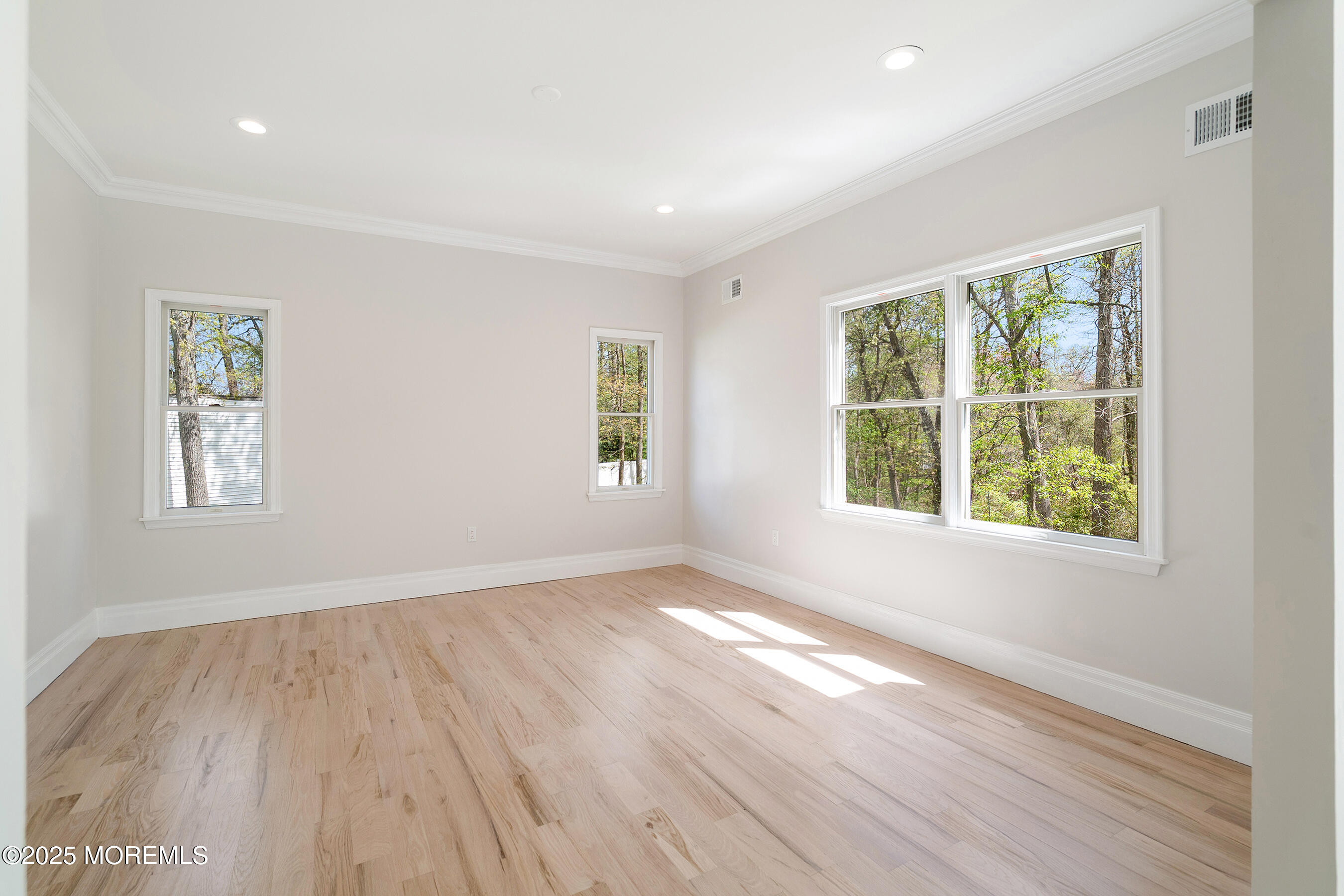 25 Tuscany Terr Ter, Lakewood, New Jersey image 14