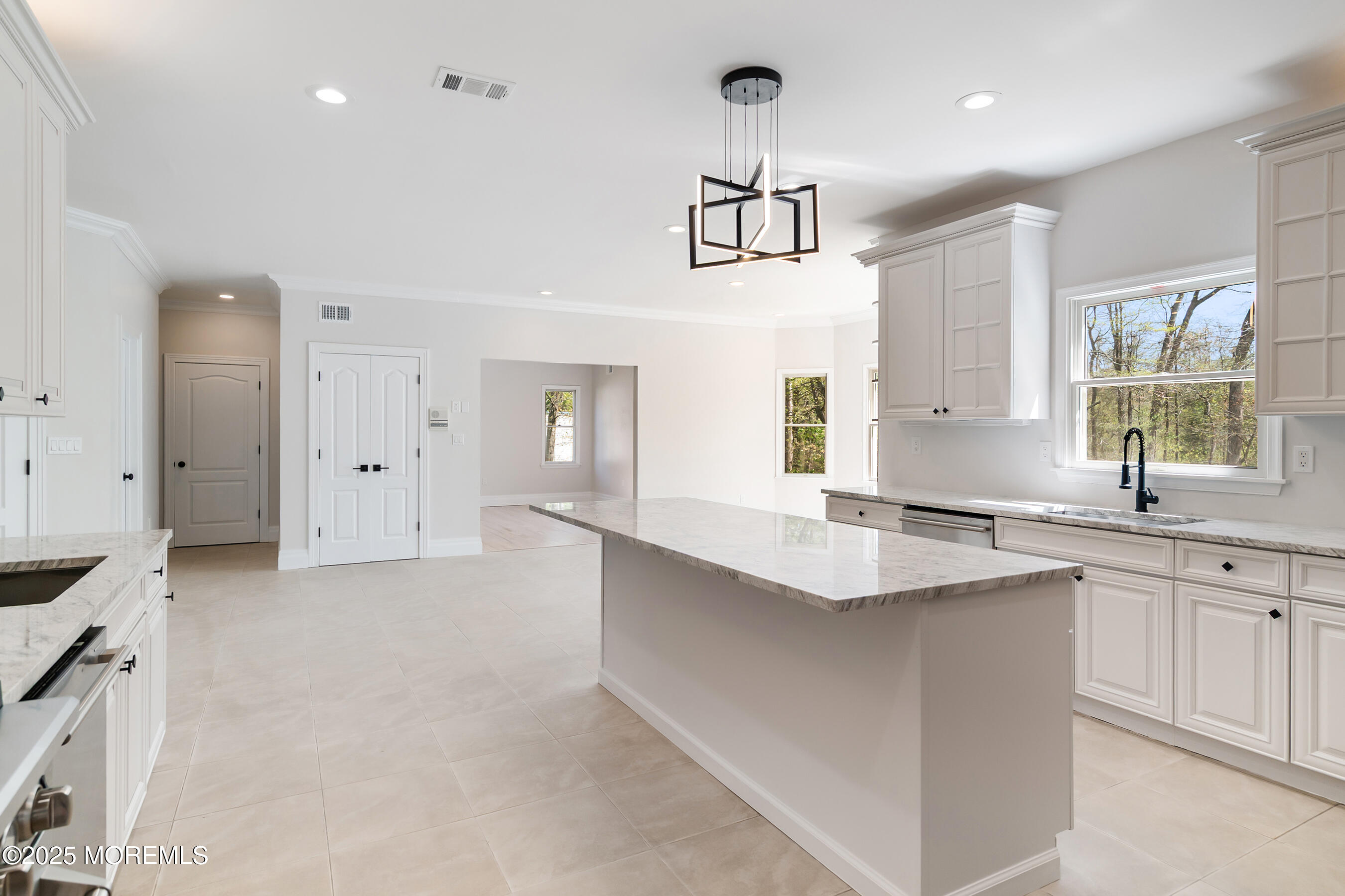 25 Tuscany Terr Ter, Lakewood, New Jersey image 19