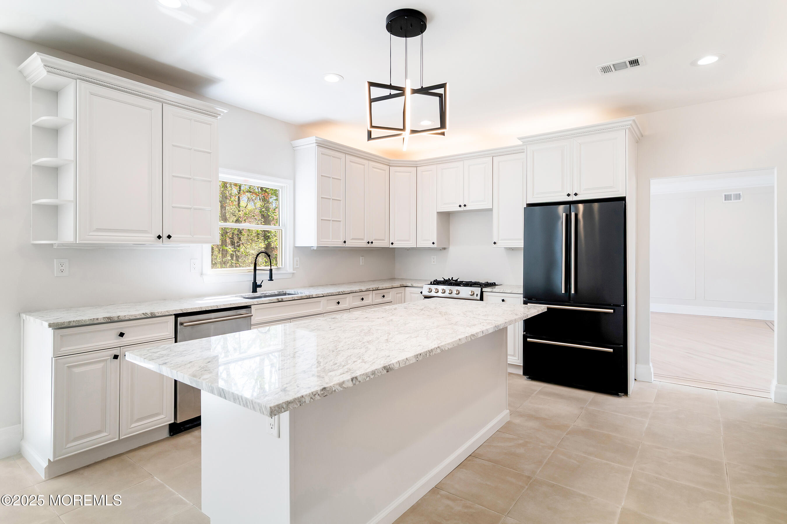 25 Tuscany Terr Ter, Lakewood, New Jersey image 16