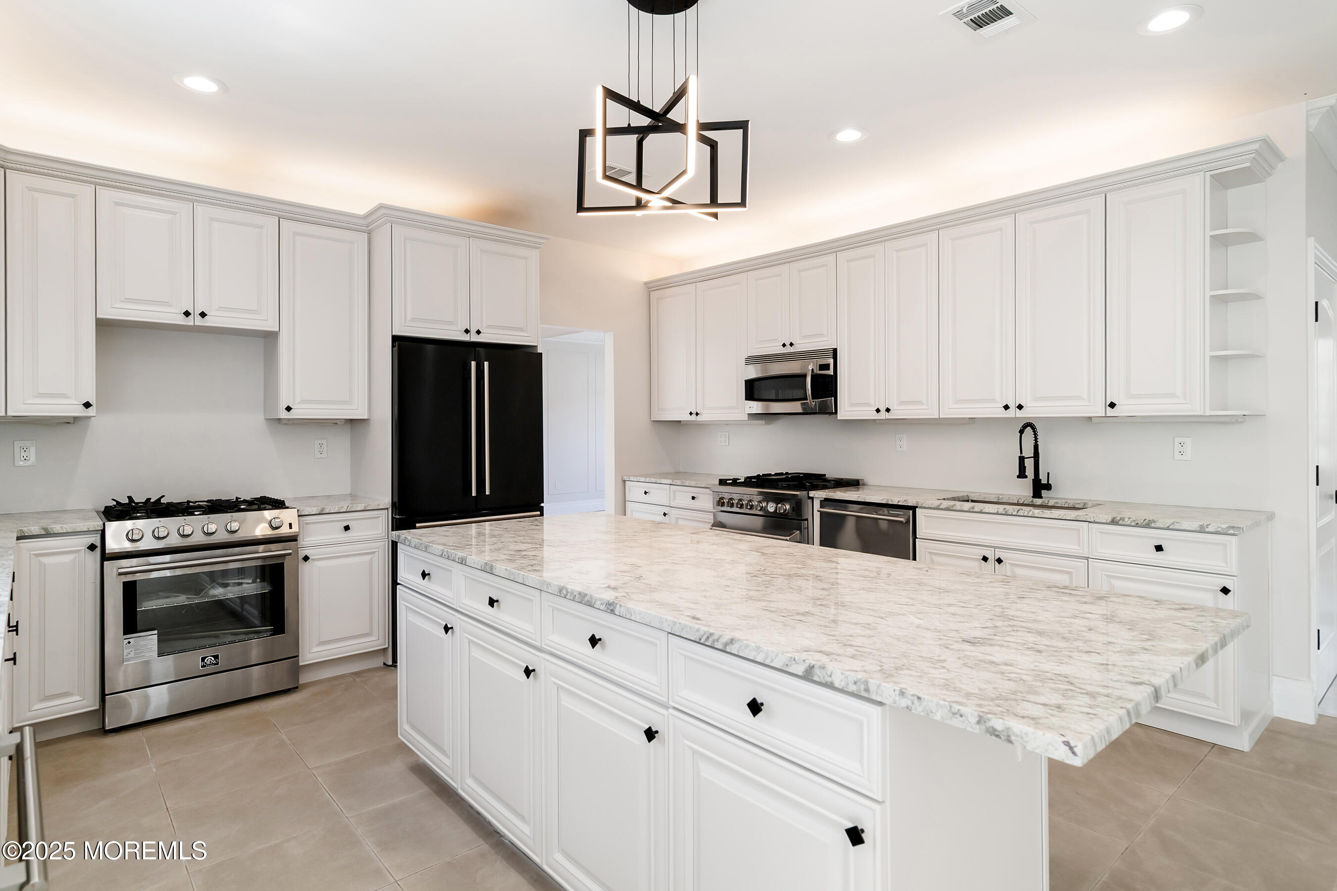 25 Tuscany Terr Ter, Lakewood, New Jersey image 17