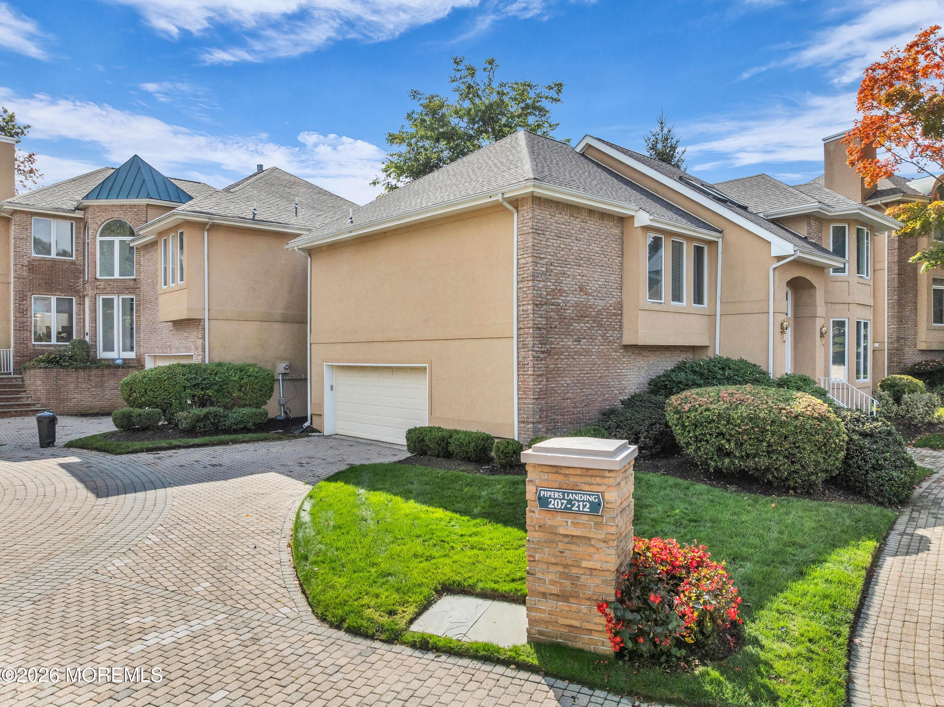 212 Piper's Landing Court