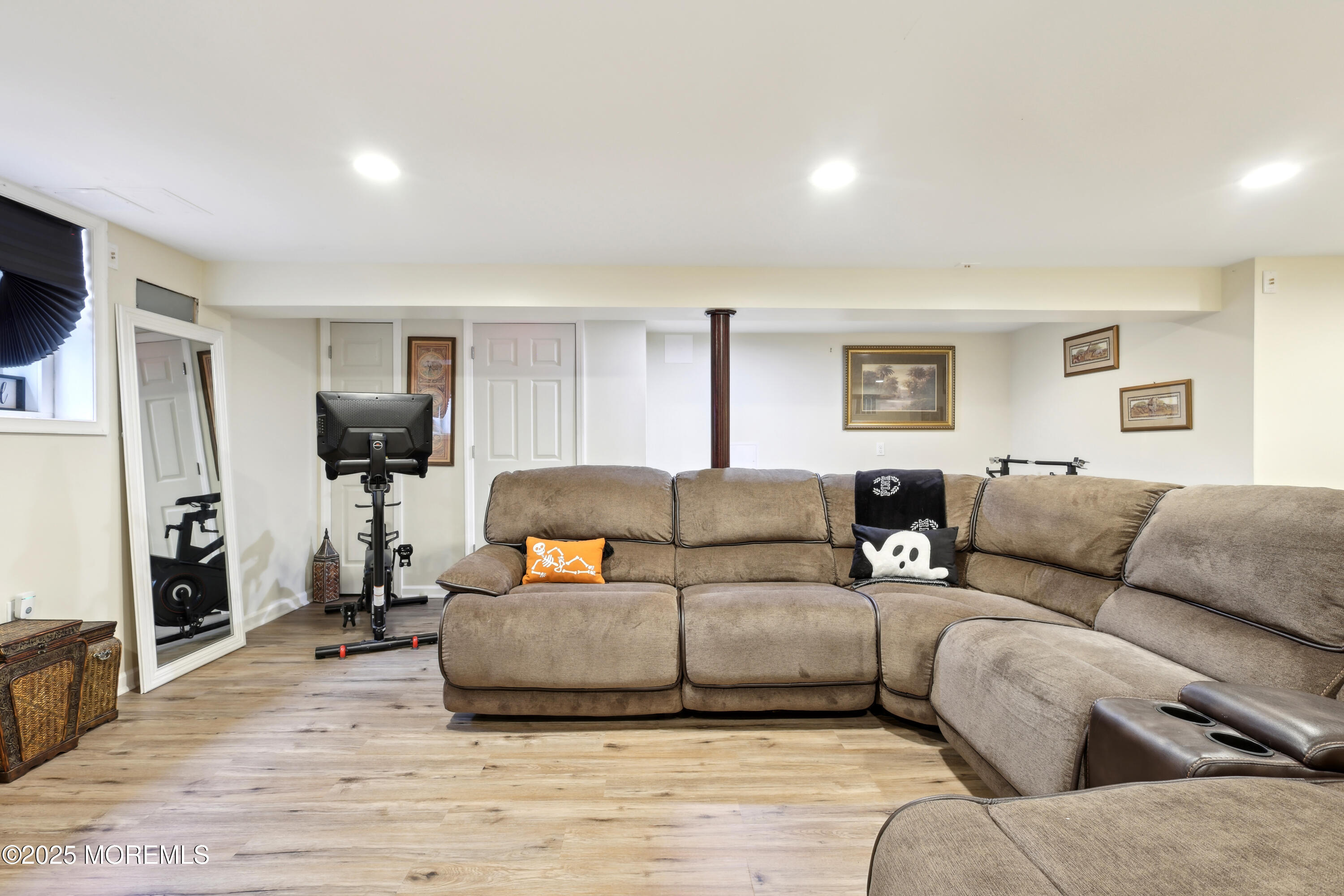 93 Connolly Drive, East Brunswick, New Jersey image 34