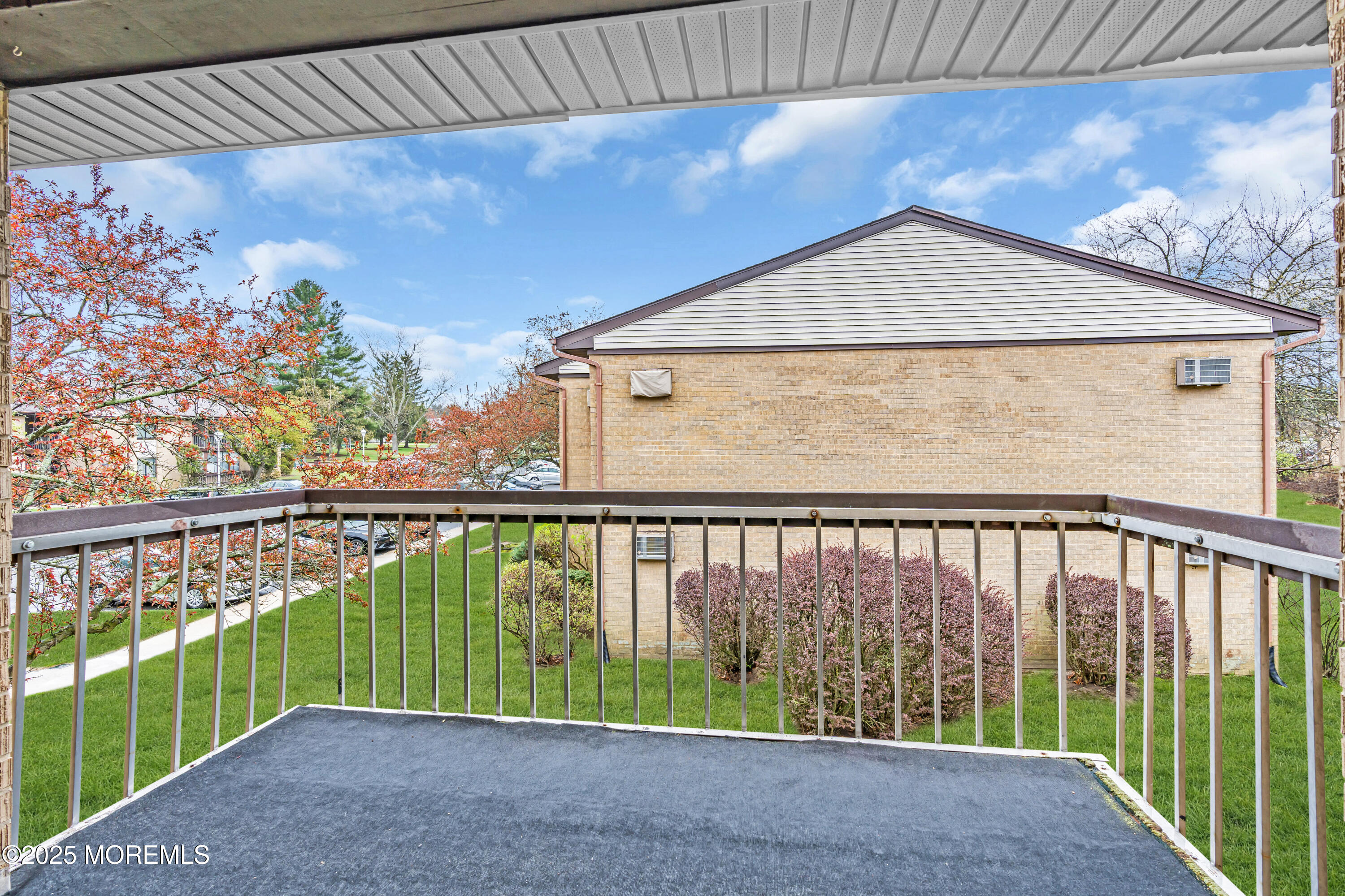54 Amberly Drive #F, Manalapan, New Jersey image 17