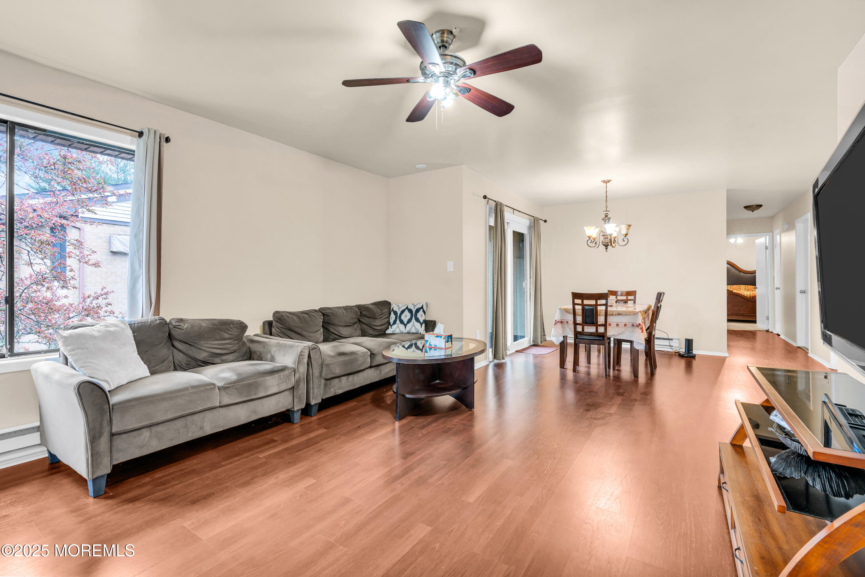 54 Amberly Drive #F, Manalapan, New Jersey image 7