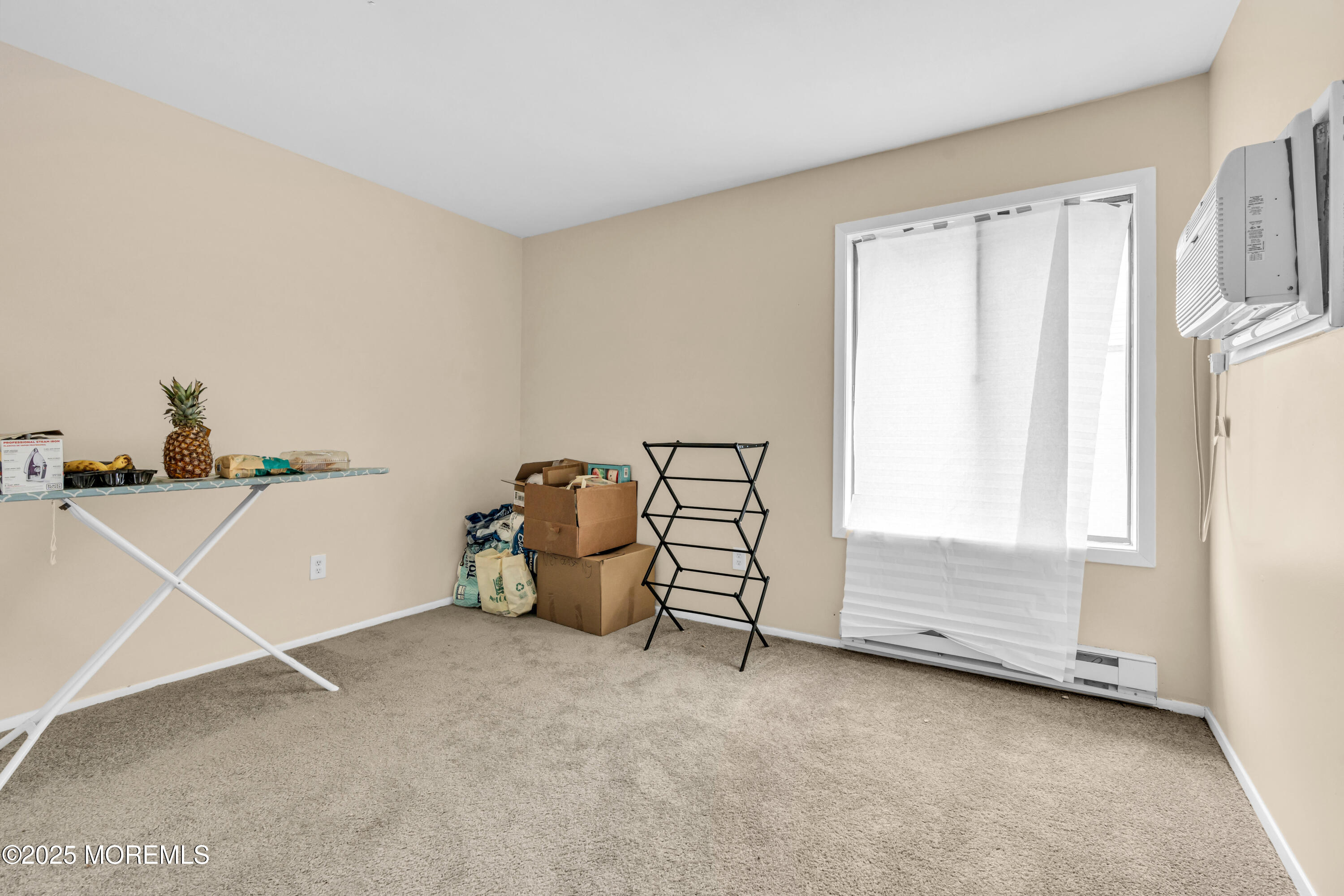 54 Amberly Drive #F, Manalapan, New Jersey image 11