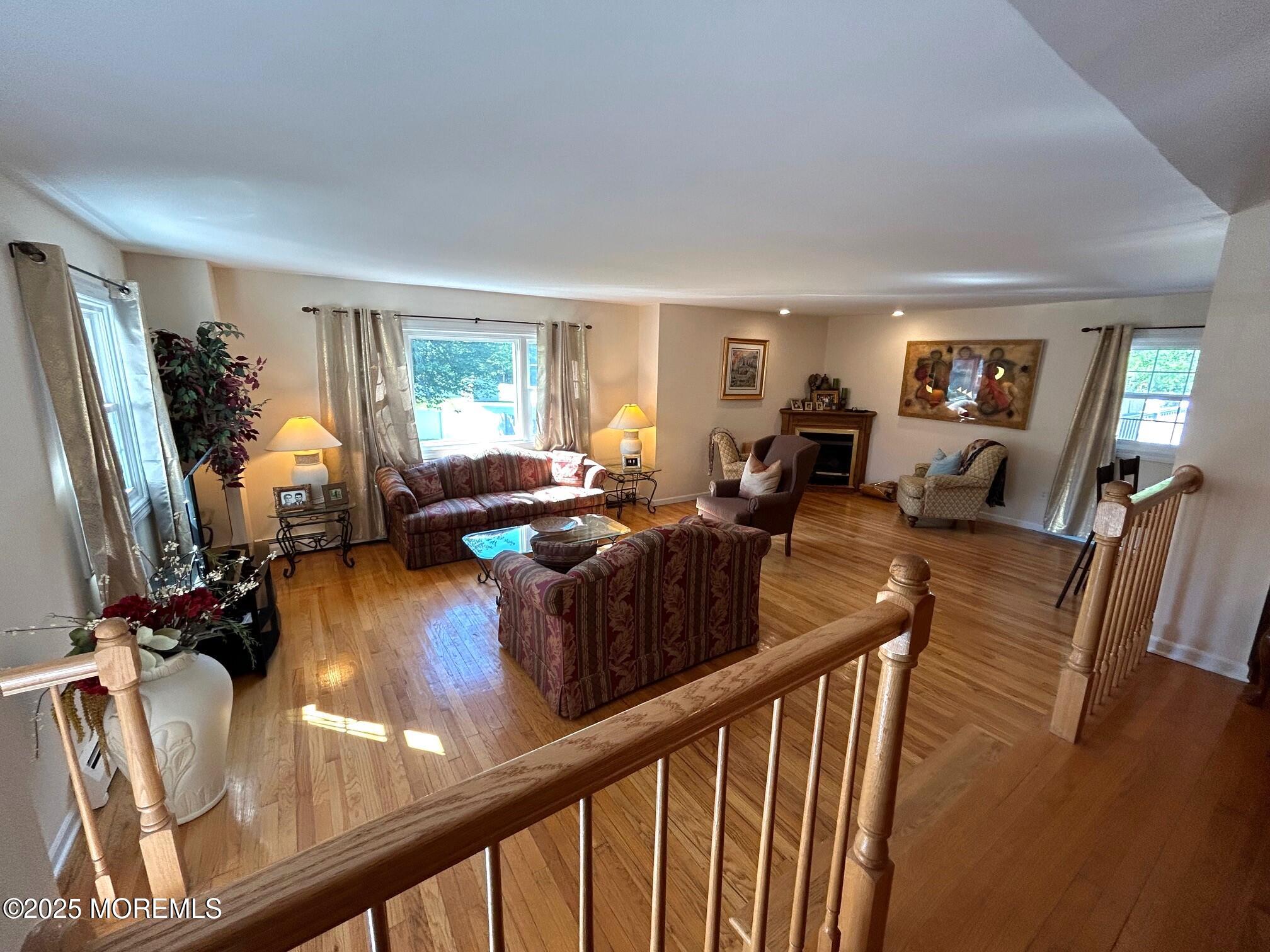 32 Merion Drive, Manalapan, New Jersey image 11