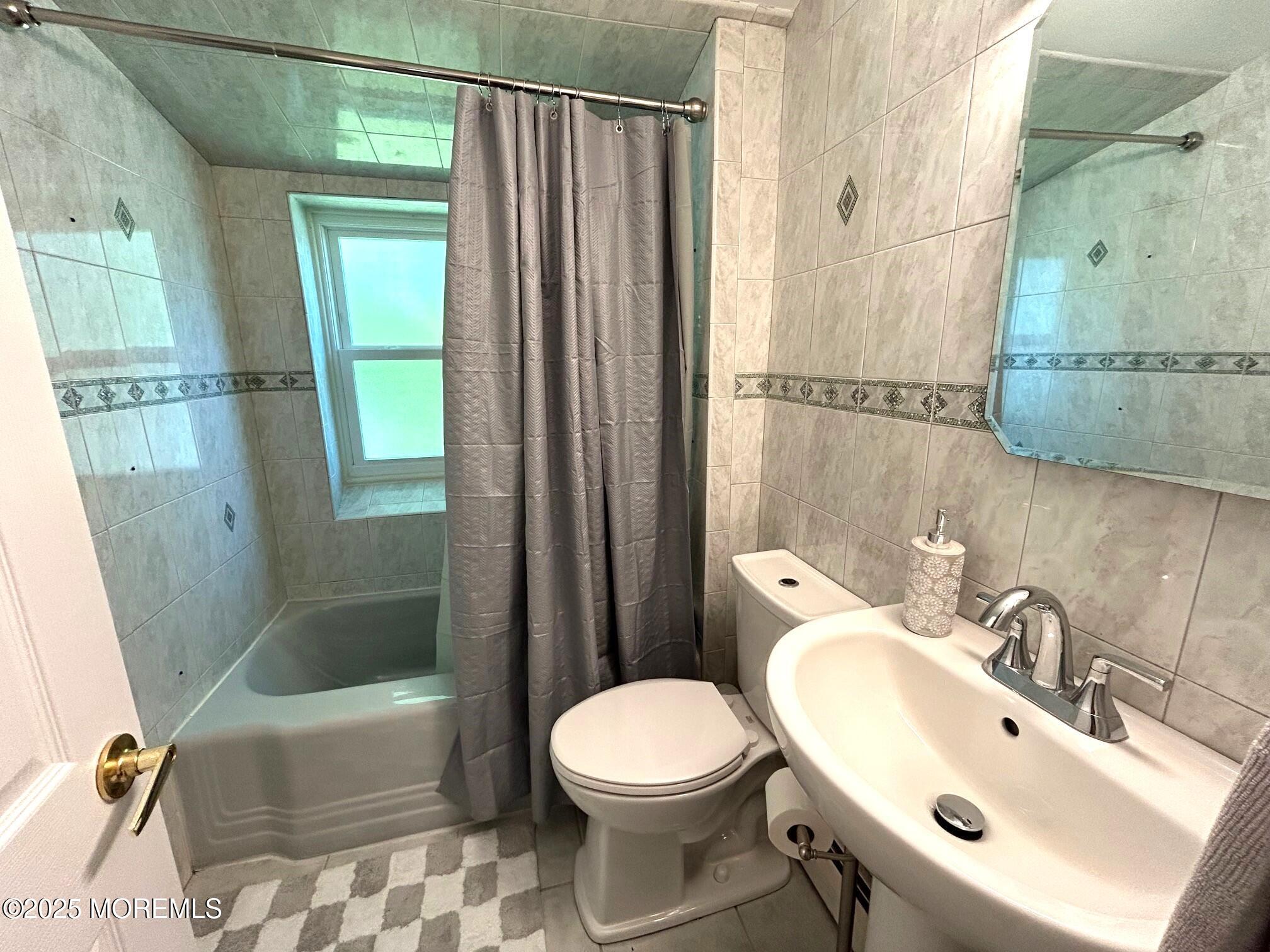 32 Merion Drive, Manalapan, New Jersey image 36